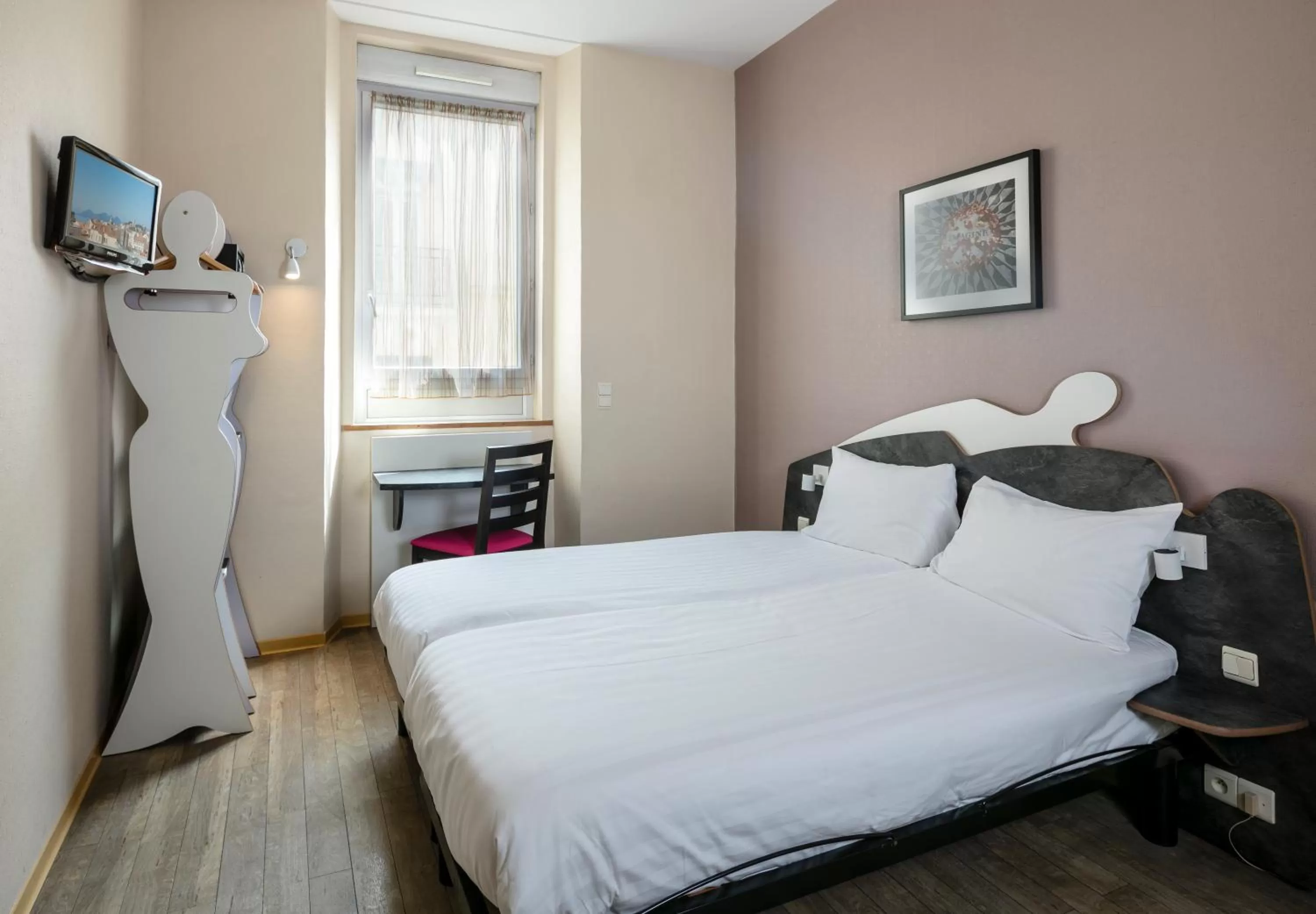 Bedroom, Bed in L'Esterel