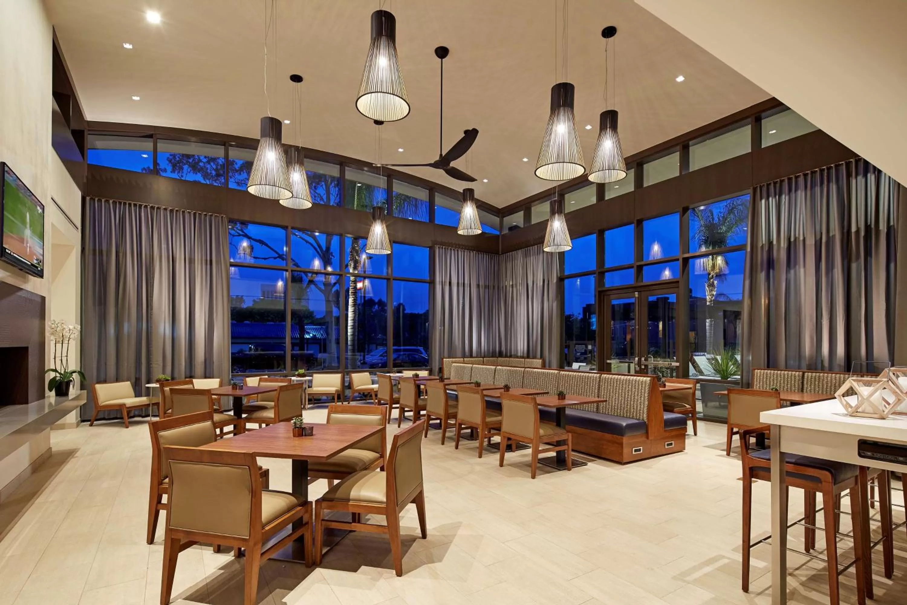 Lobby or reception in Homewood Suites by Hilton San Diego Mission Valley/Zoo