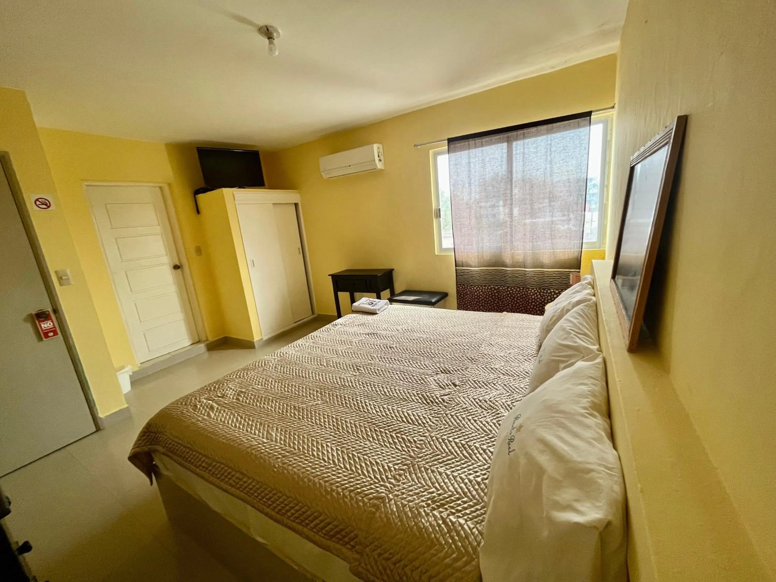 Bedroom in OYO Hotel Puerto Real Coatzacoalcos