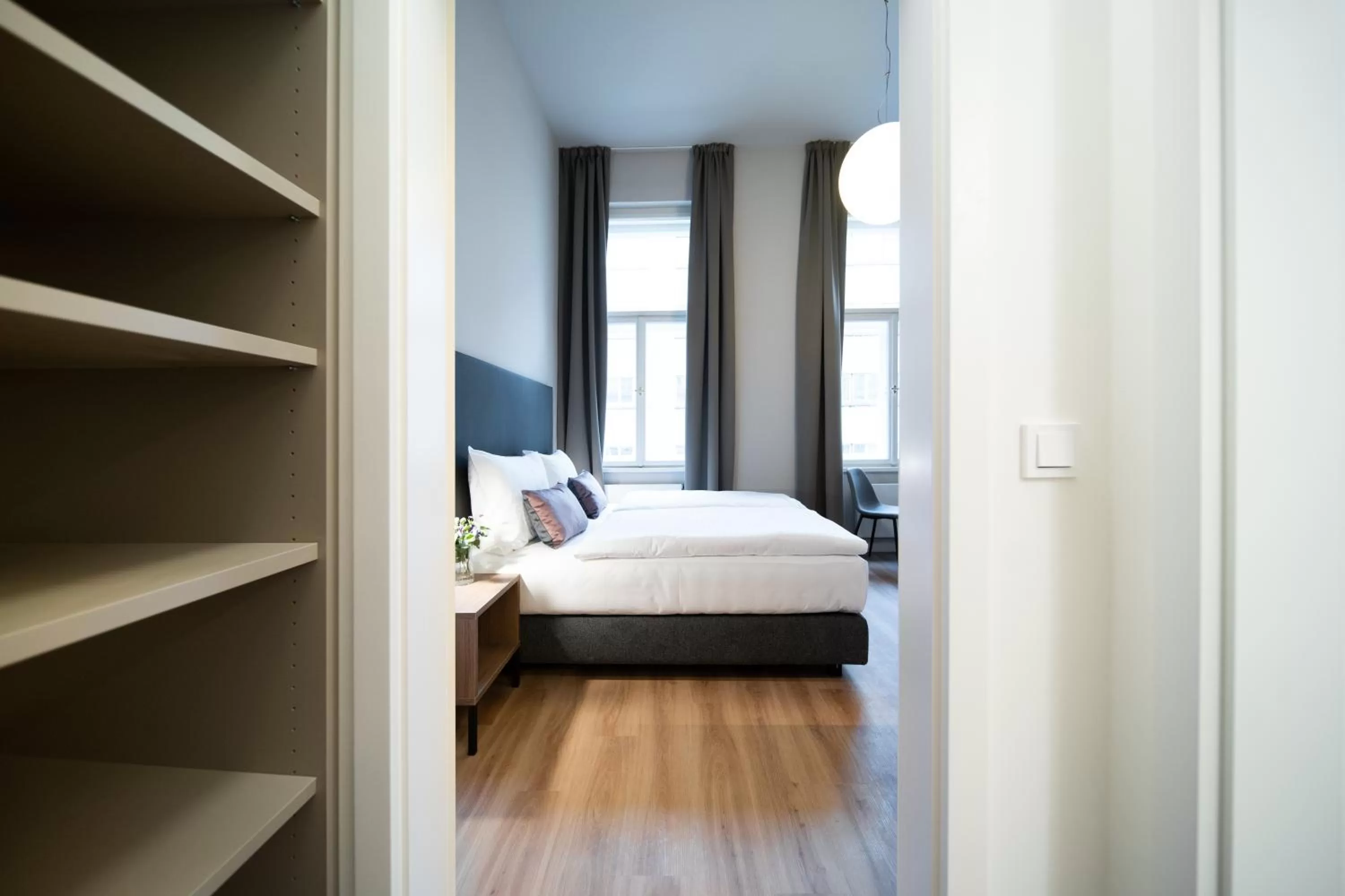 Bed in Karl BY ZEITRAUM