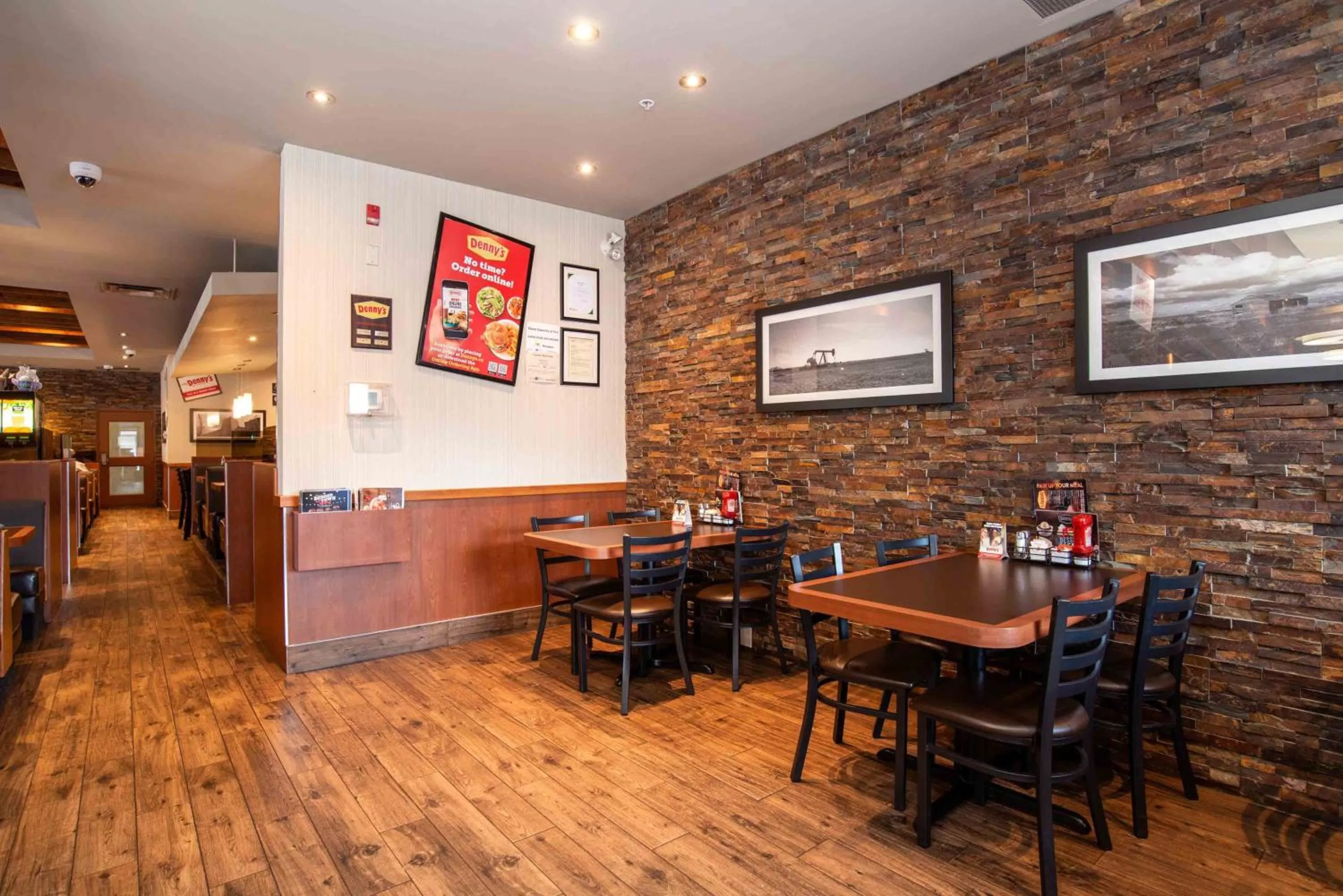 Breakfast in Sandman Hotel & Suites Regina