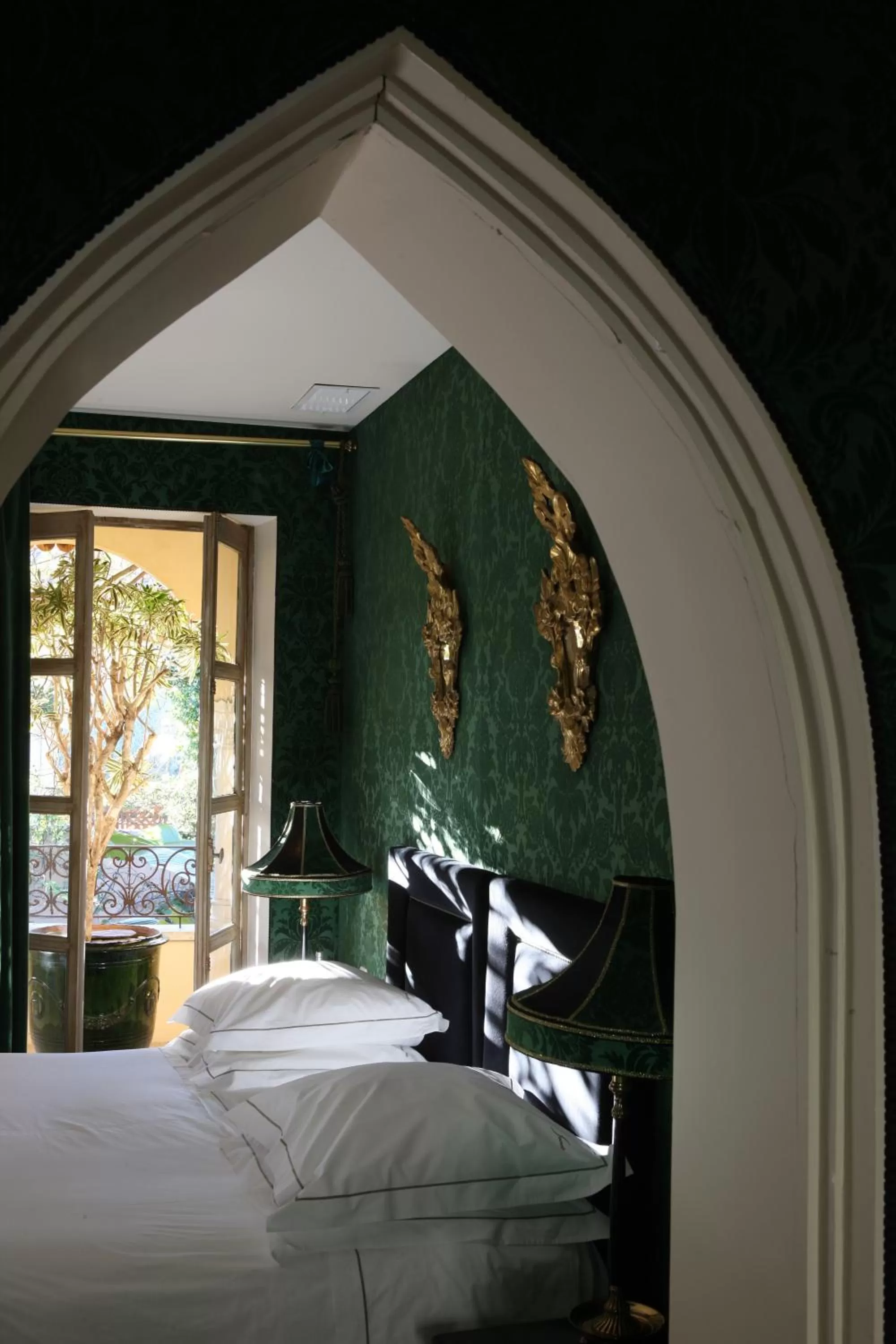 Patio, Bed in Jardins Secrets