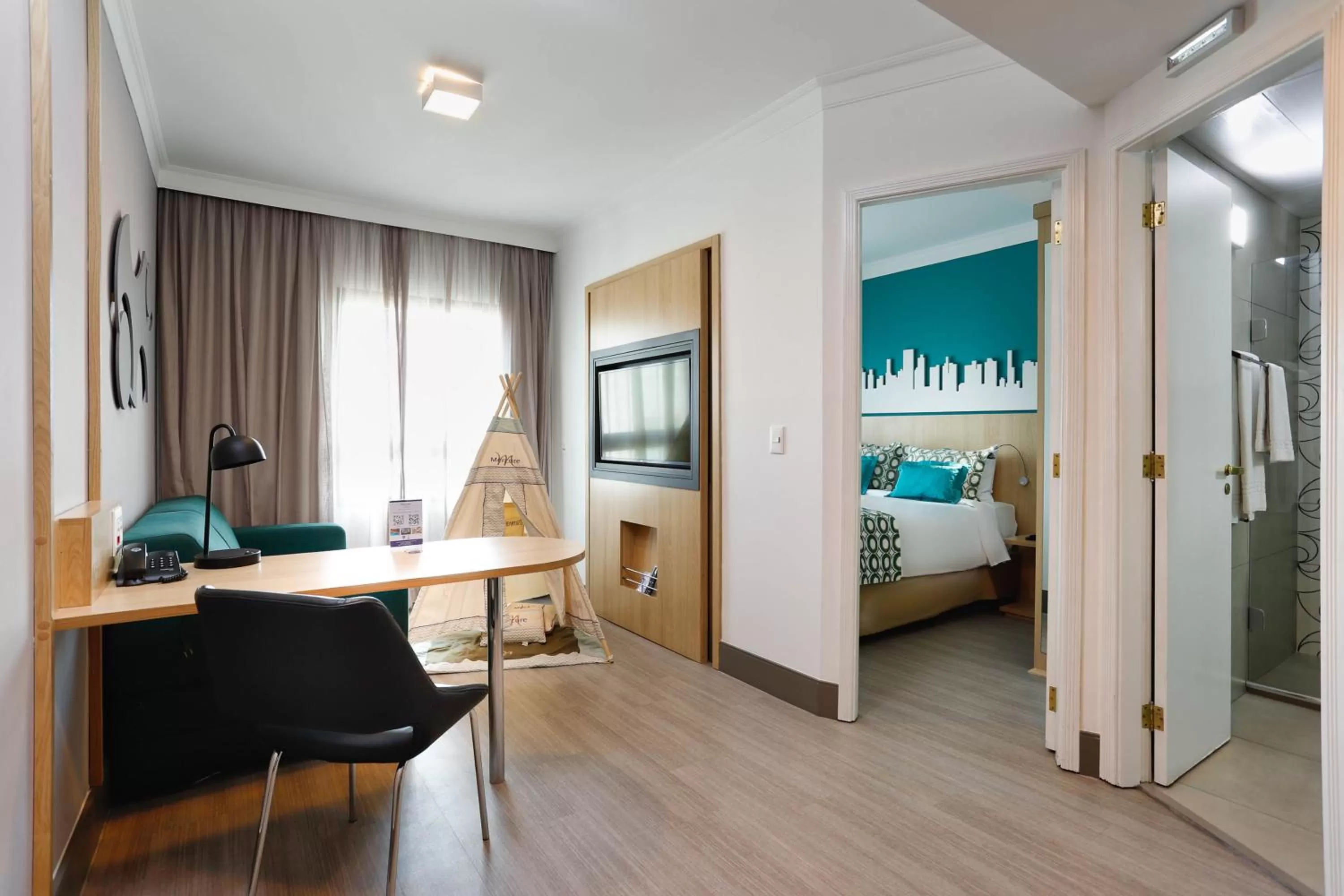 Photo of the whole room, Bed in Mercure Sao Paulo Pinheiros