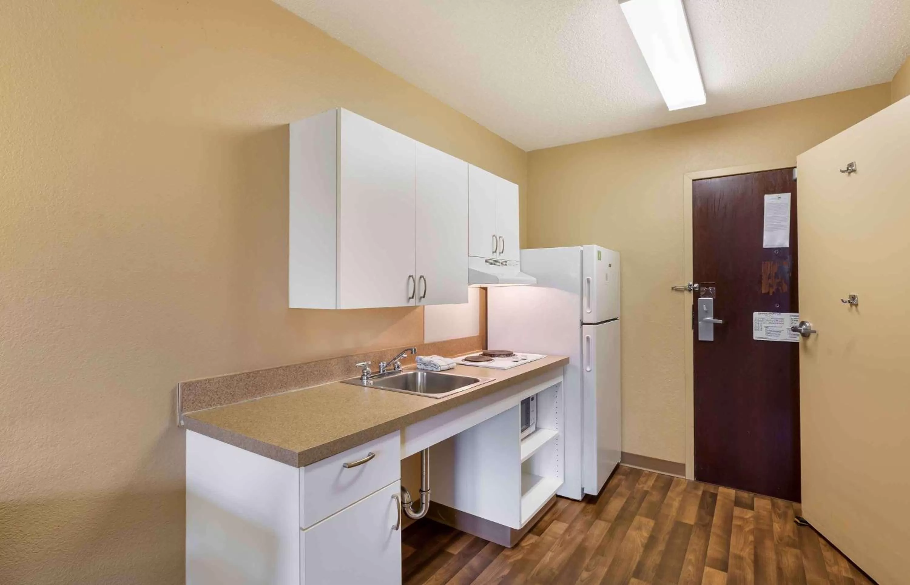 Bedroom in Extended Stay America Suites - Cleveland - Brooklyn