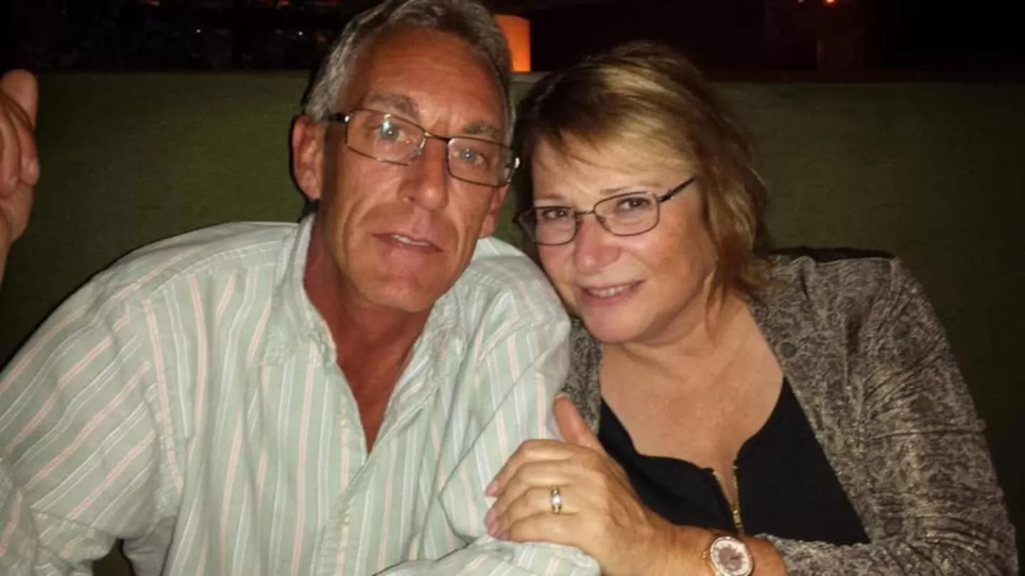 People in Willow Pond Satellite B&B