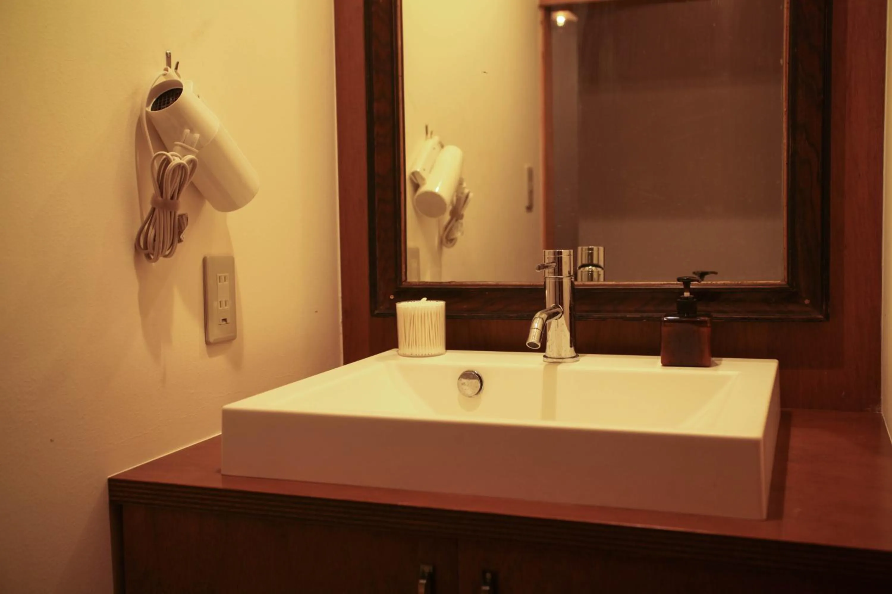 Bathroom in Sheena To Ippei