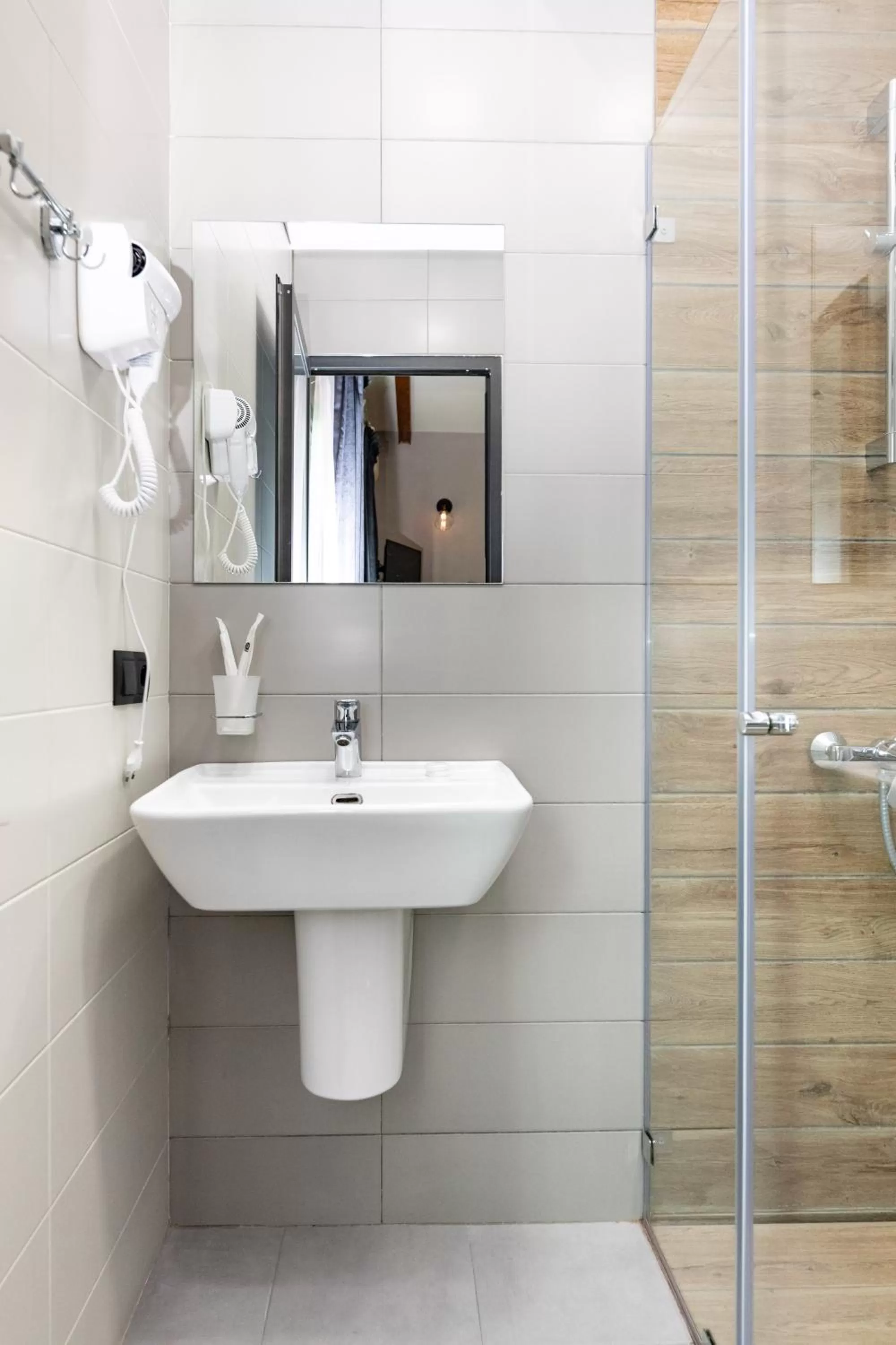 Bathroom in Old Side Corner