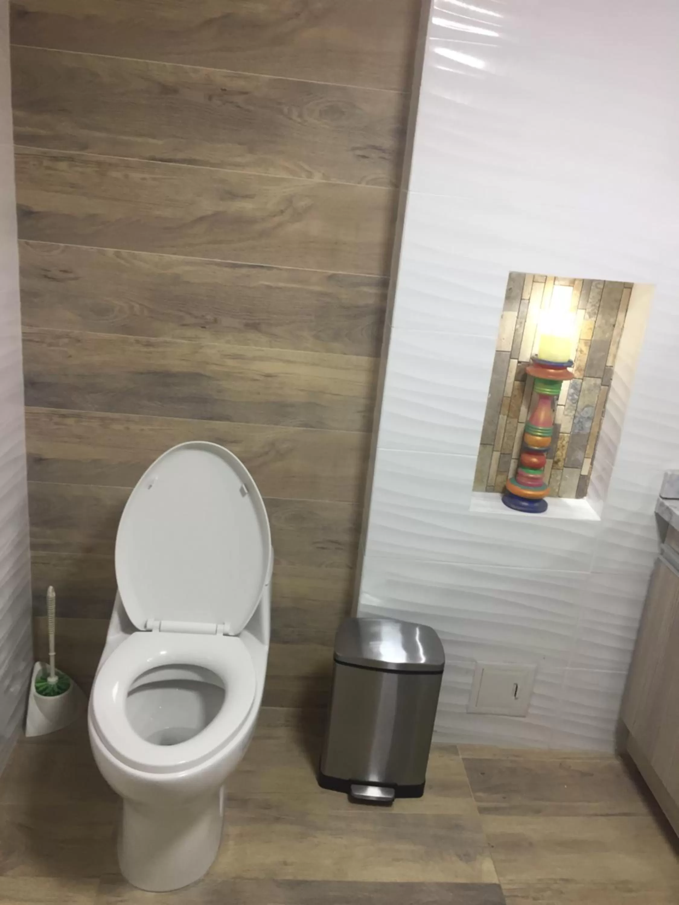 Toilet in Hotel Platinum Barranquilla