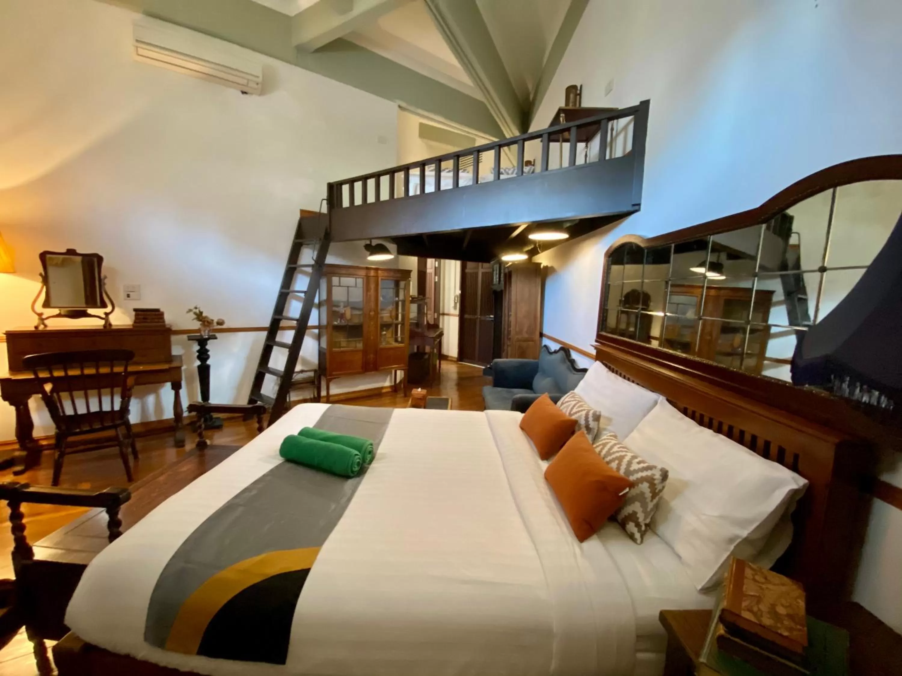 Bed in 103 - Bed and Brews