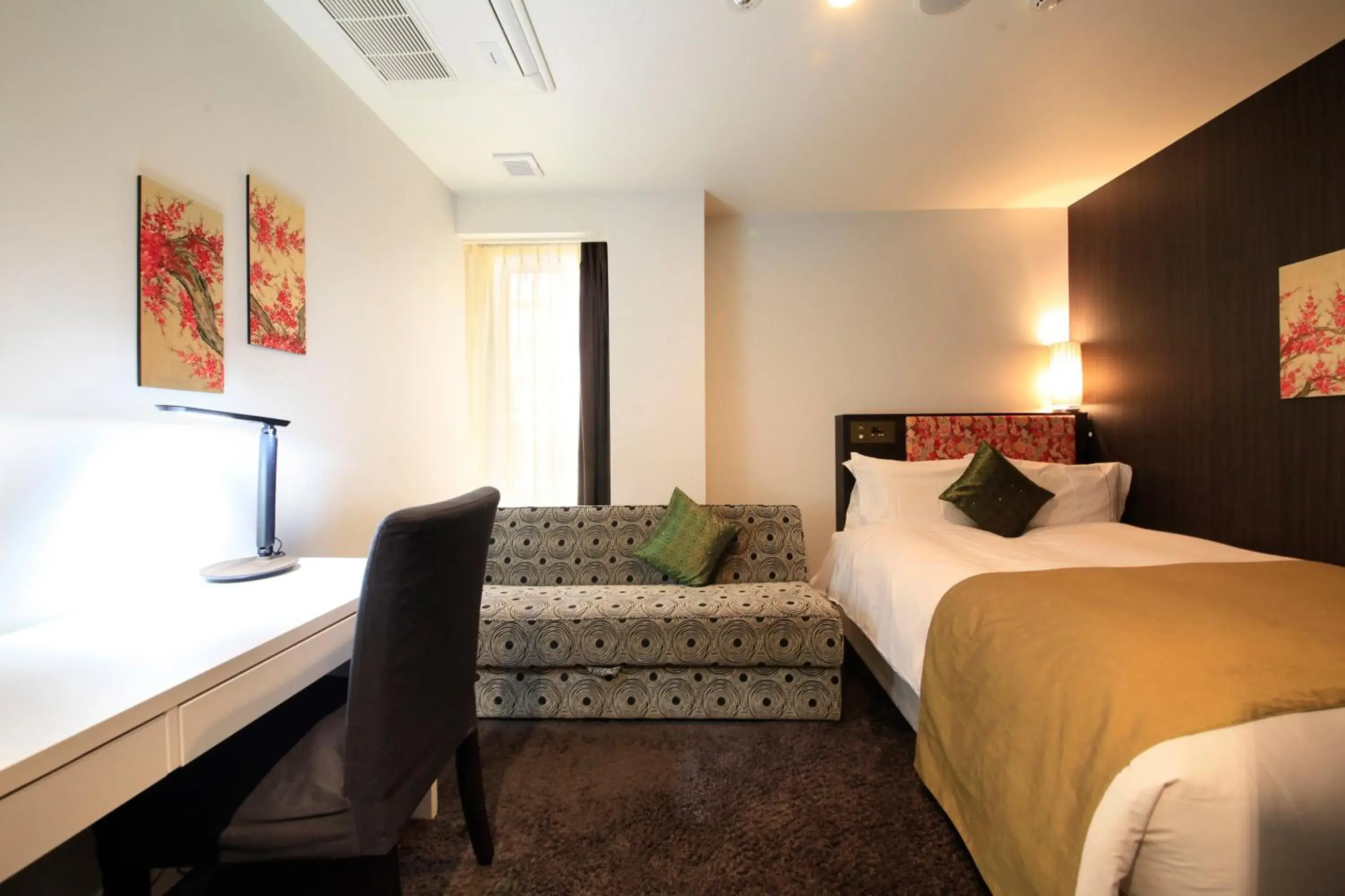 Superior Double Room - single occupancy - Non Smoking in Centurion Hotel Grand Akasakamitsuke Station Superior Double Room - single occupancy - Non Smoking in Centurion Hotel Grand Akasakamitsuke Station