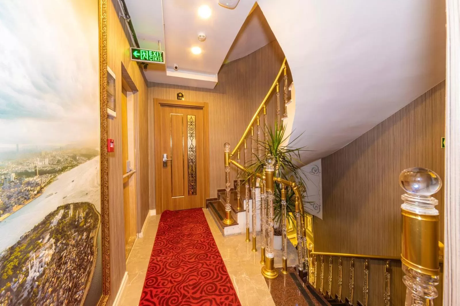 Floor plan in Golden Sand Hotel