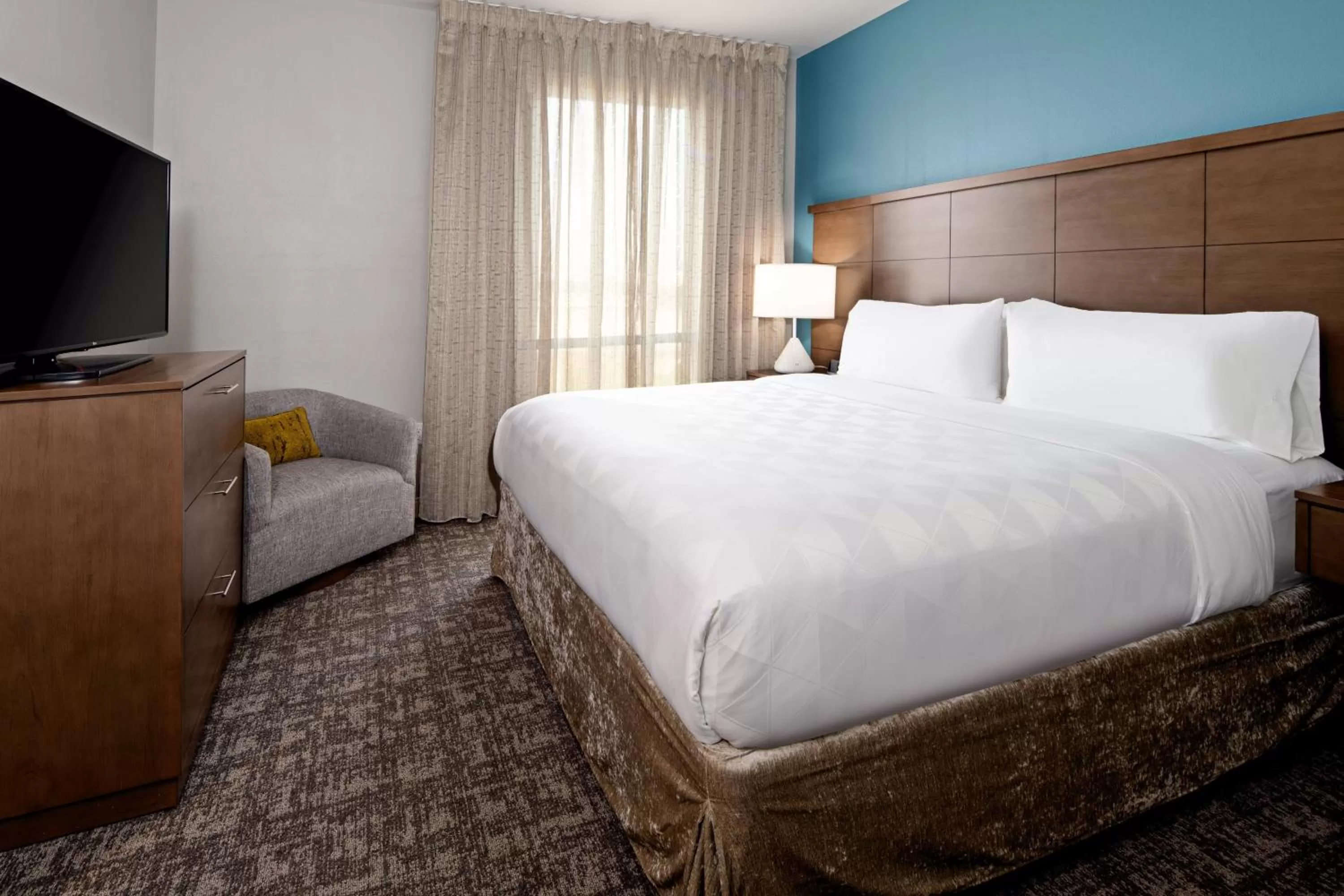 Photo of the whole room, Bed in Staybridge Suites - Long Beach Airport by IHG