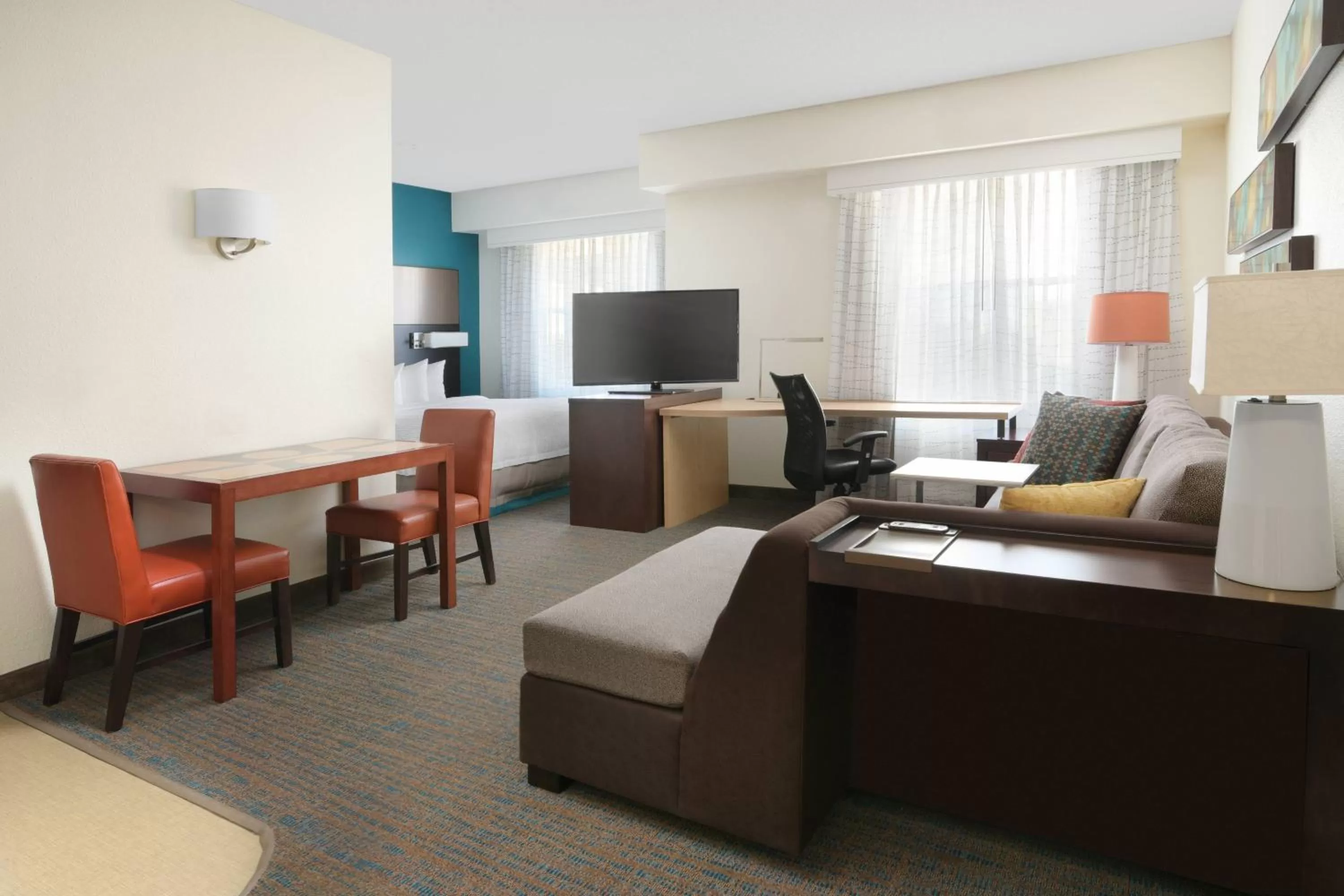 Photo of the whole room in Residence Inn Dallas Park Central