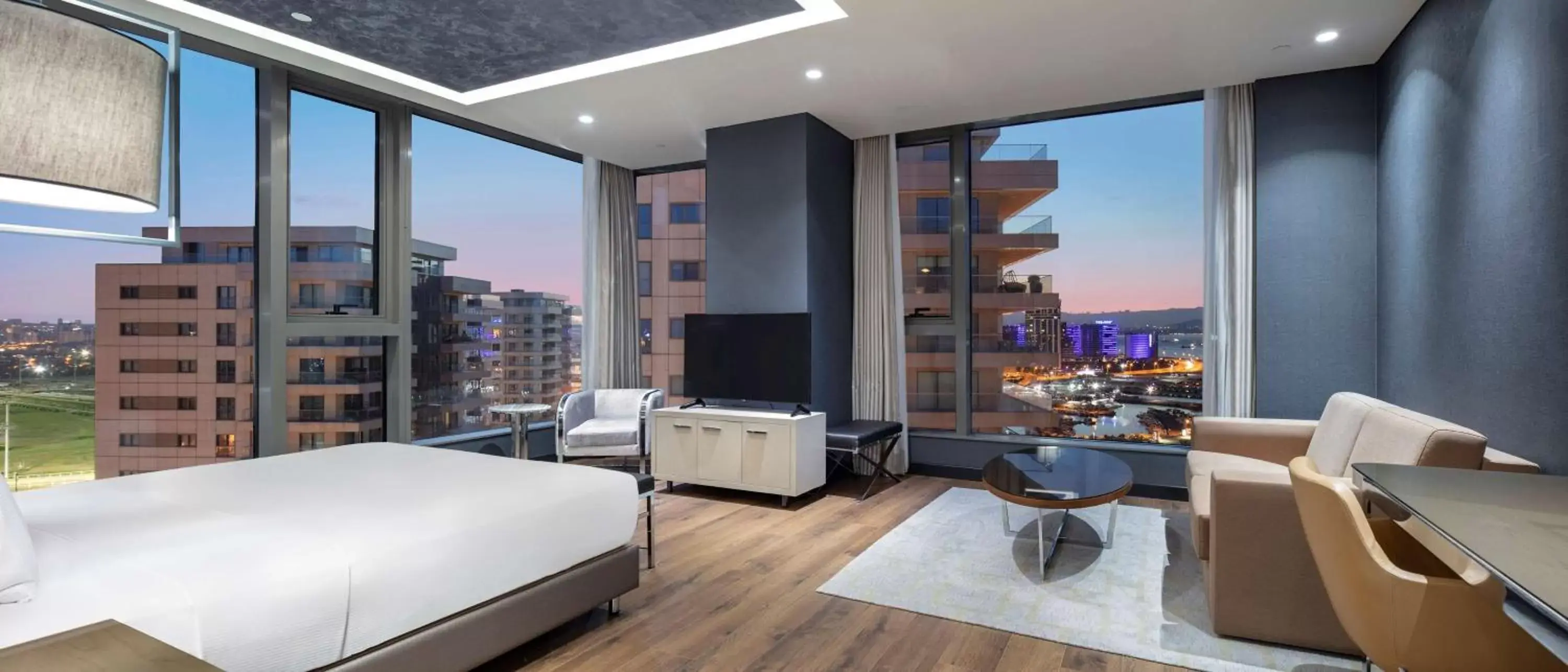 Corner Room - Sea View in Hilton Istanbul Bakirkoy Corner Room - Sea View in Hilton Istanbul Bakirkoy