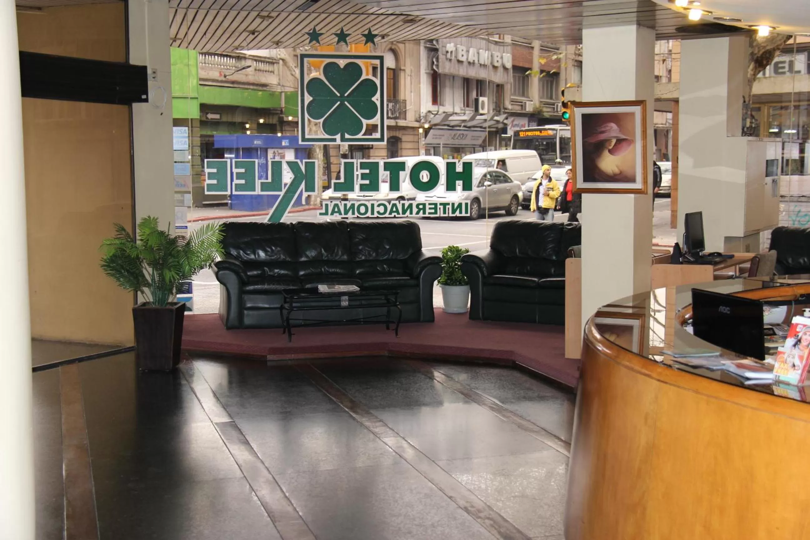 Communal lounge/ TV room in Hotel Klee