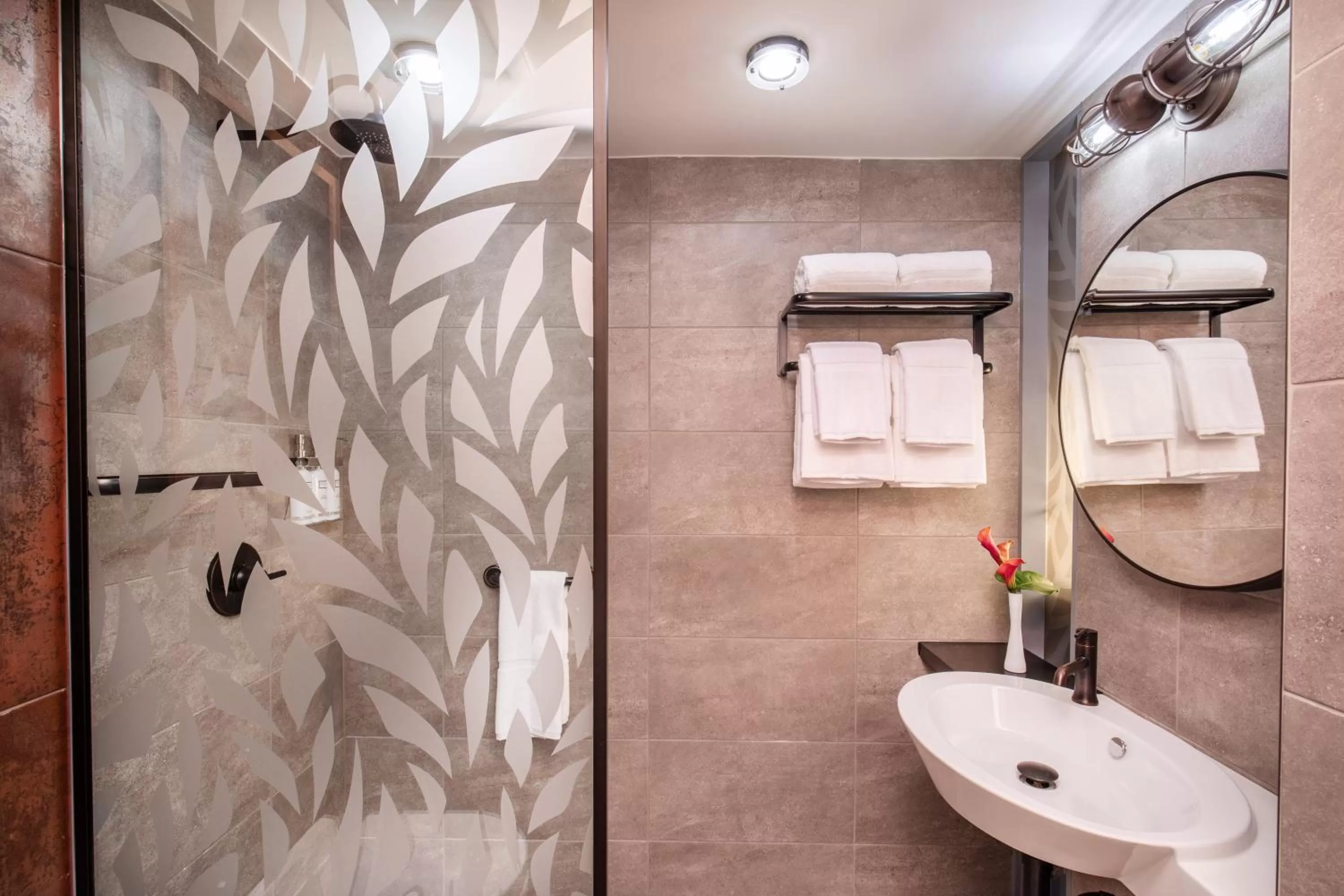 Bathroom in Hotel 1868