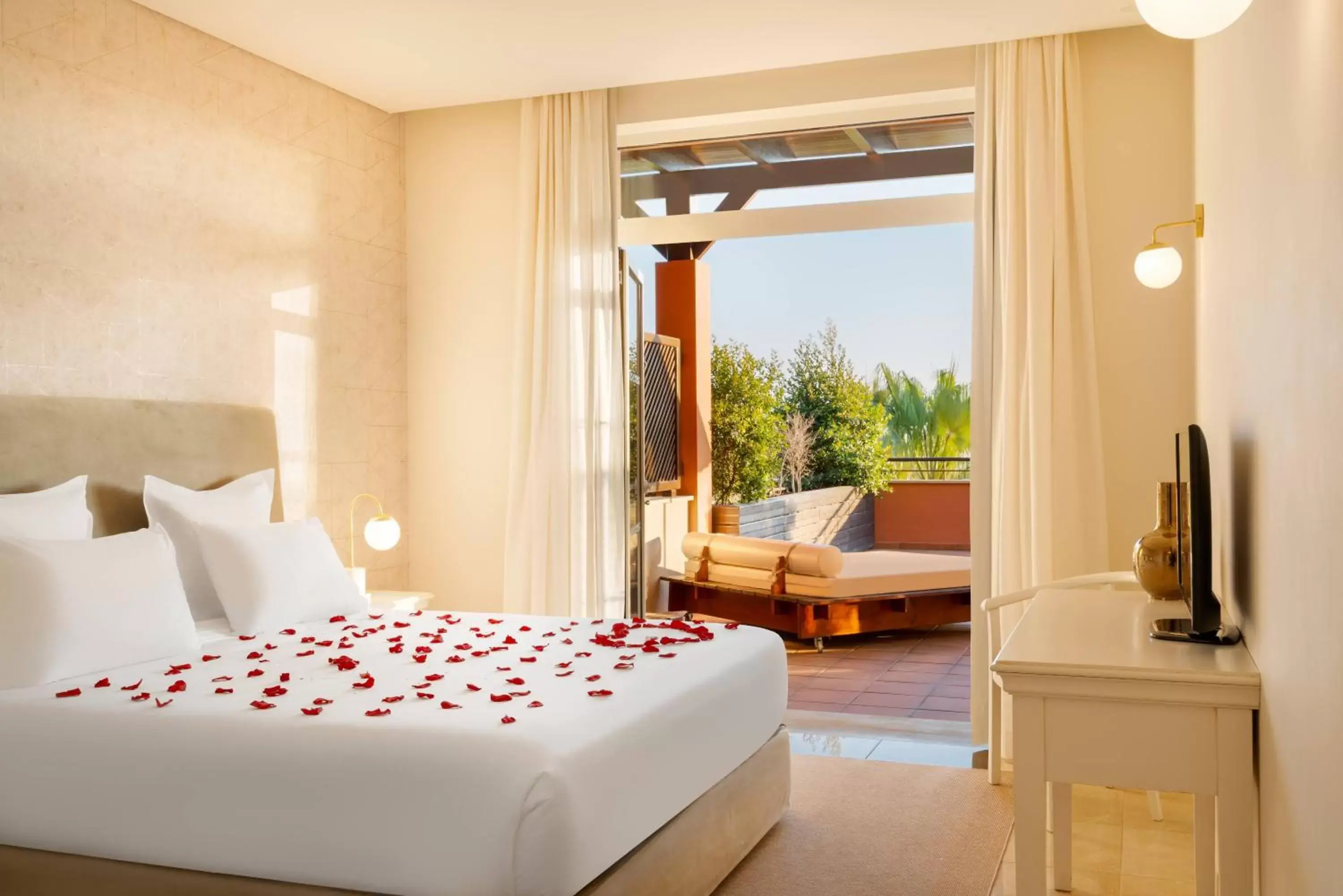 Romantic Luxury Suite in Monte Santo Resort Romantic Luxury Suite in Monte Santo Resort