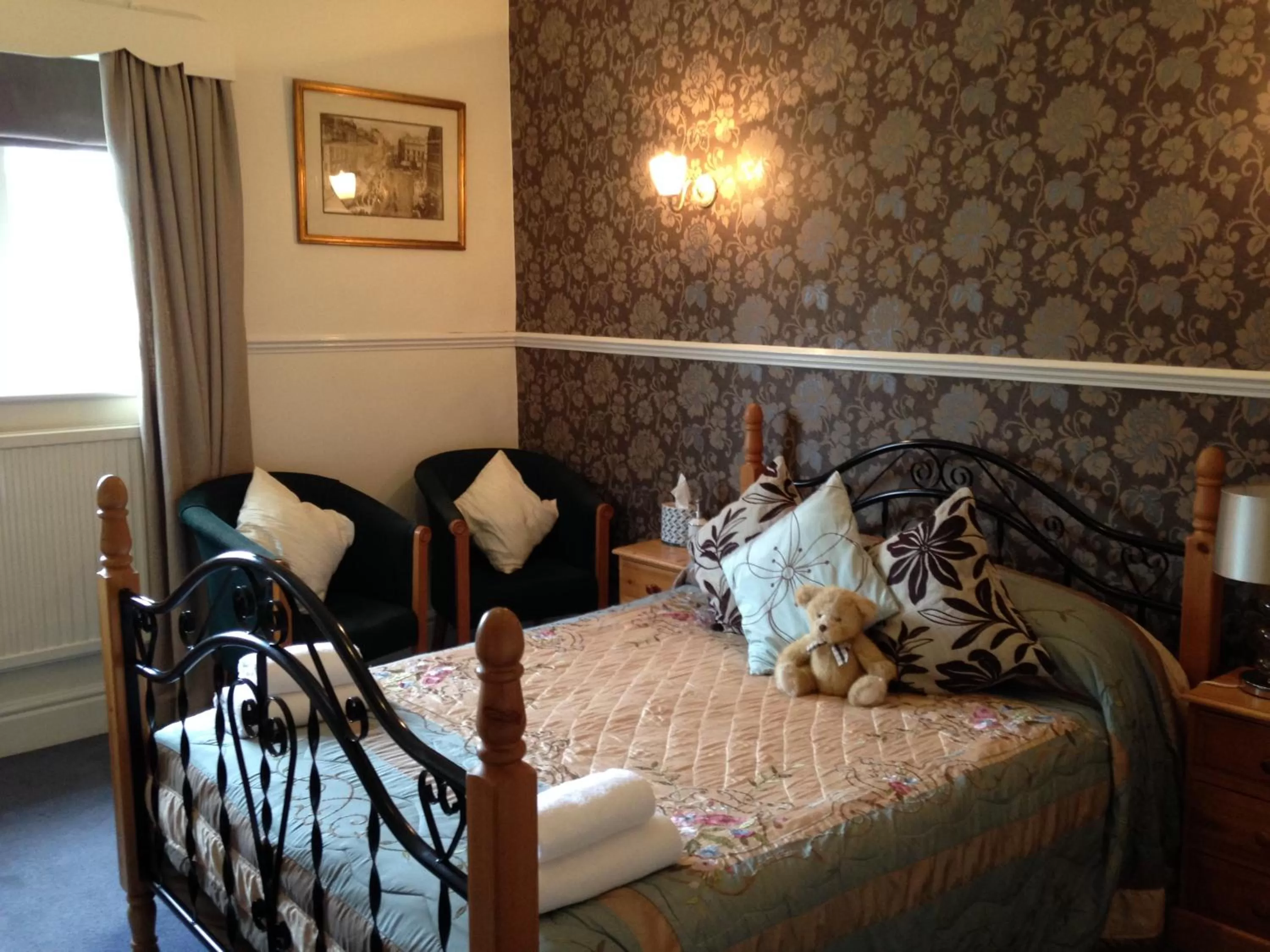 Classic Double Room - single occupancy in The Tollgate Inn