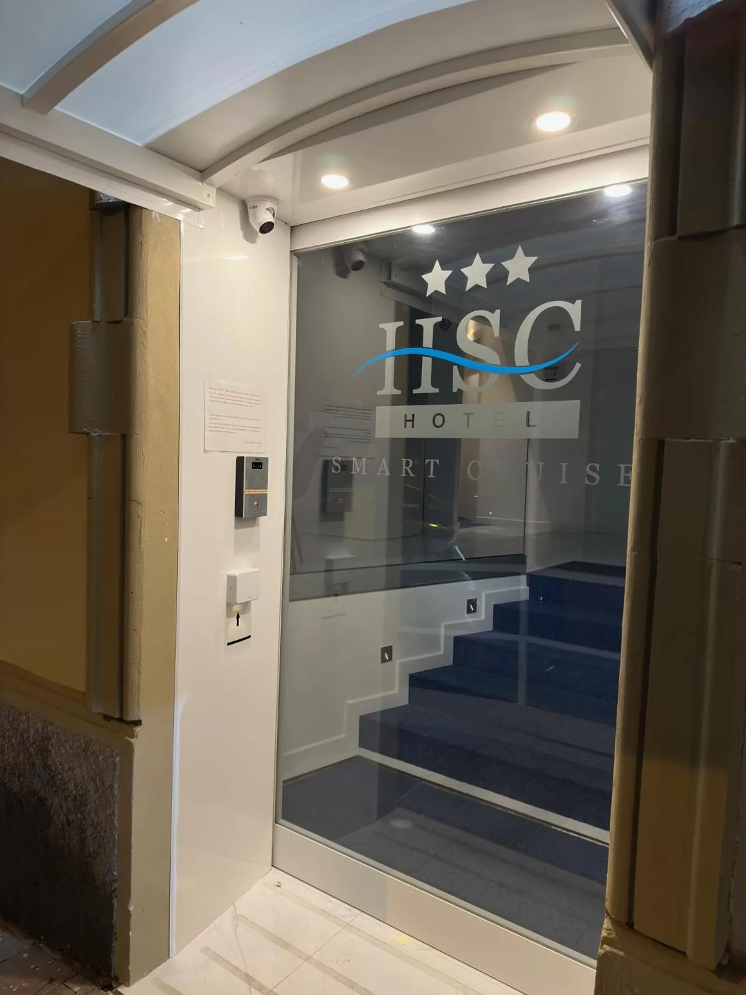 Property building in Hotel Smart Cruise