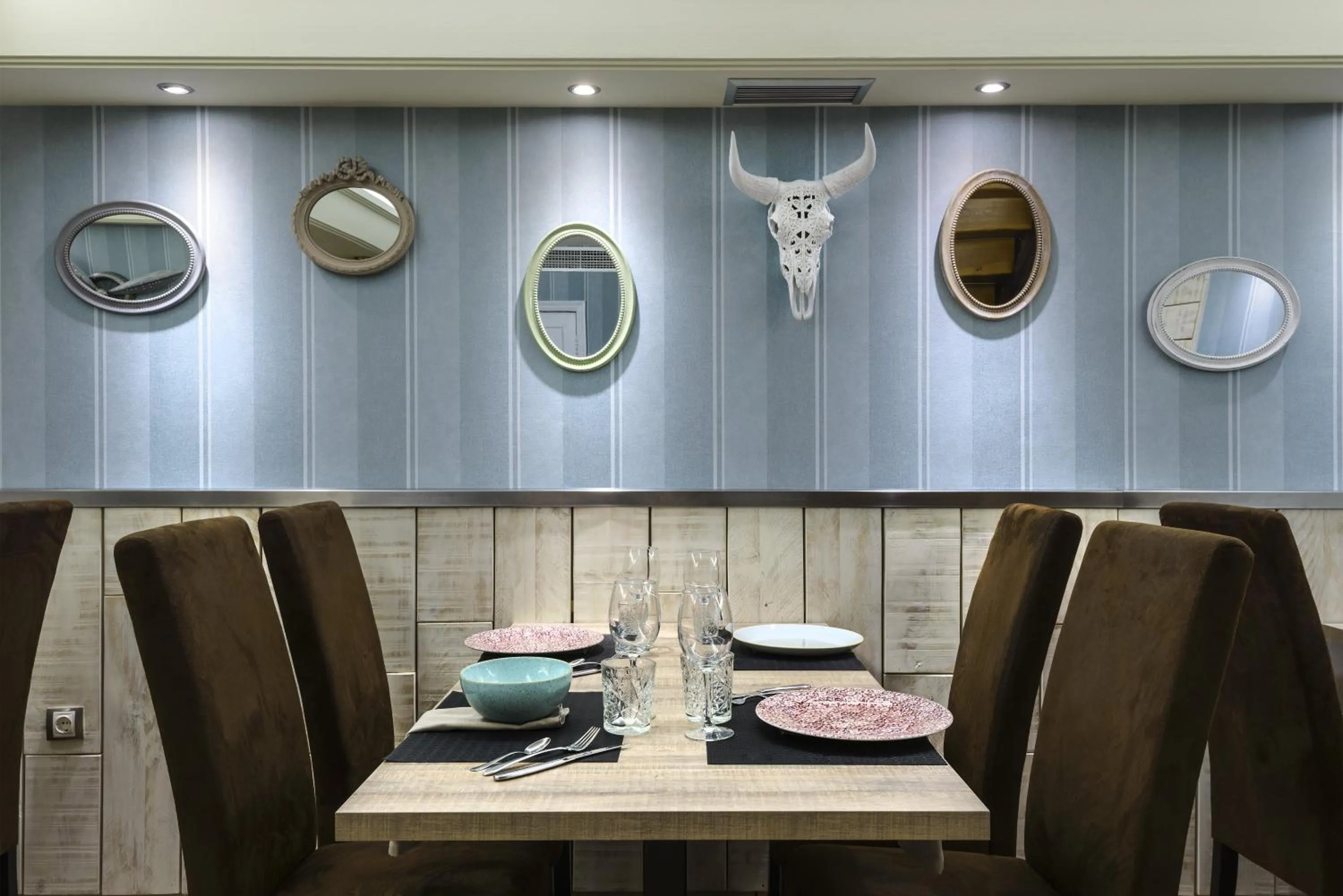 Restaurant/places to eat in Hotel El Acebo