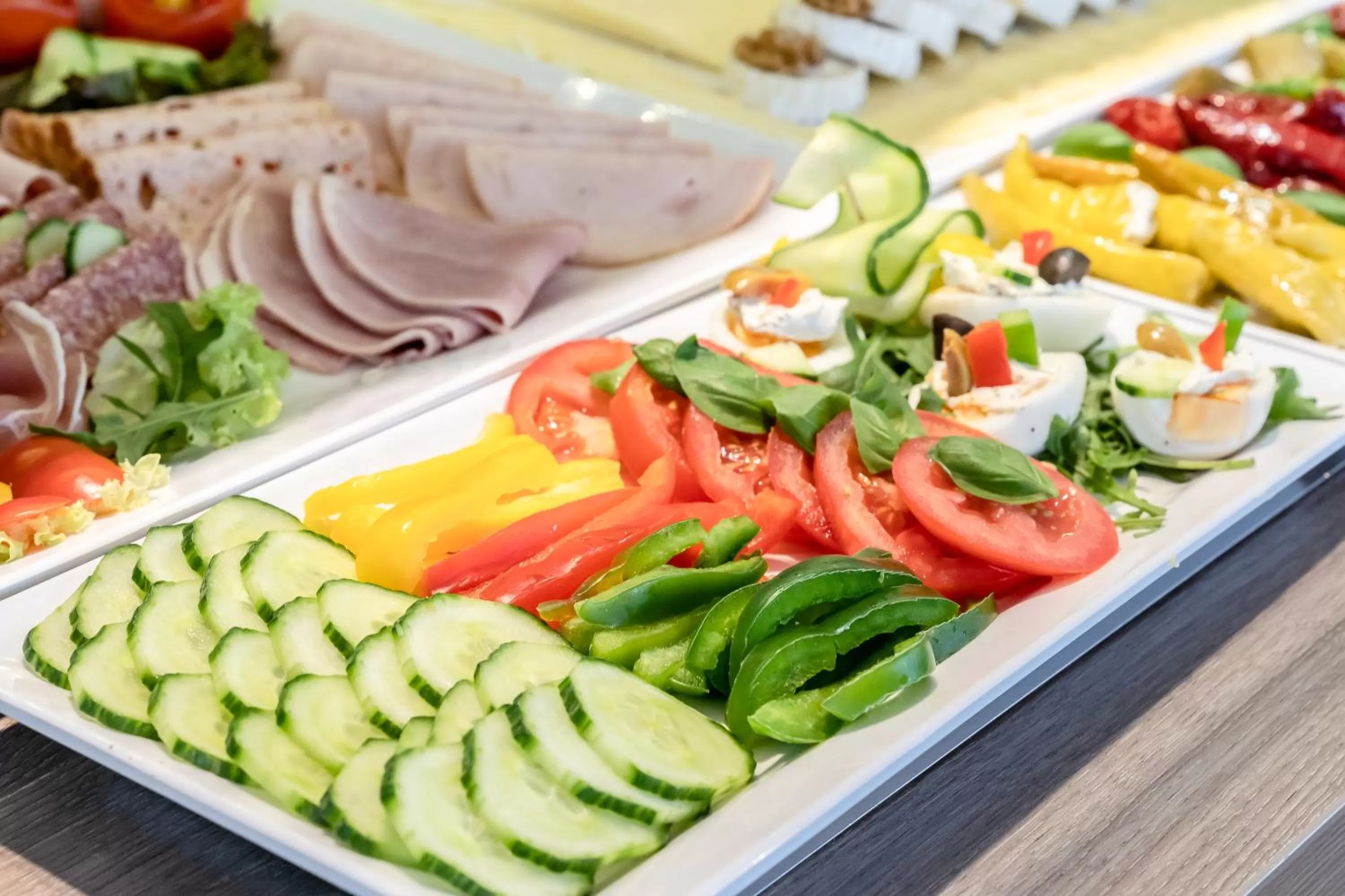 Food and drinks in Hotel Demas City