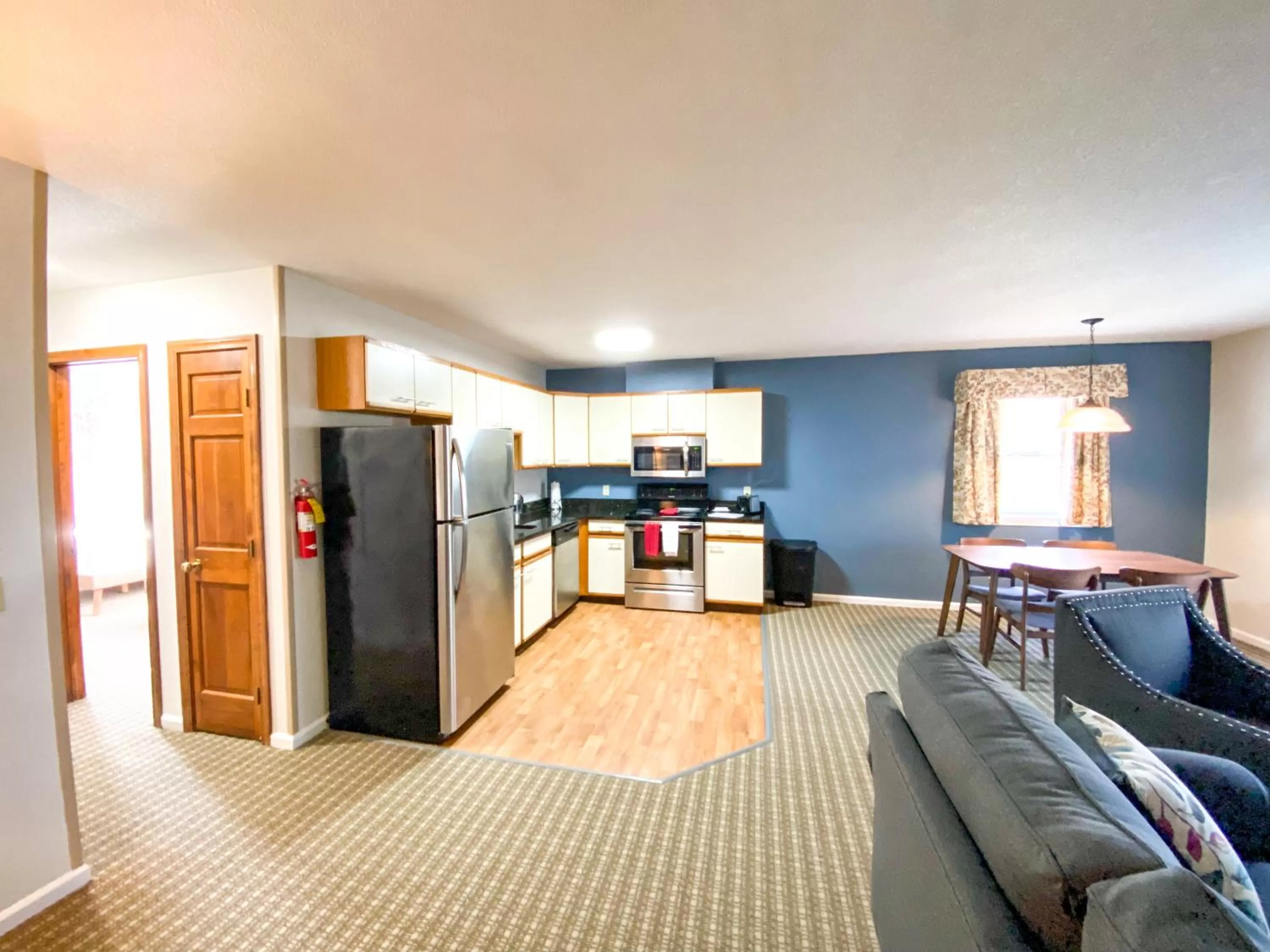 The Central Downtown Inn Suites