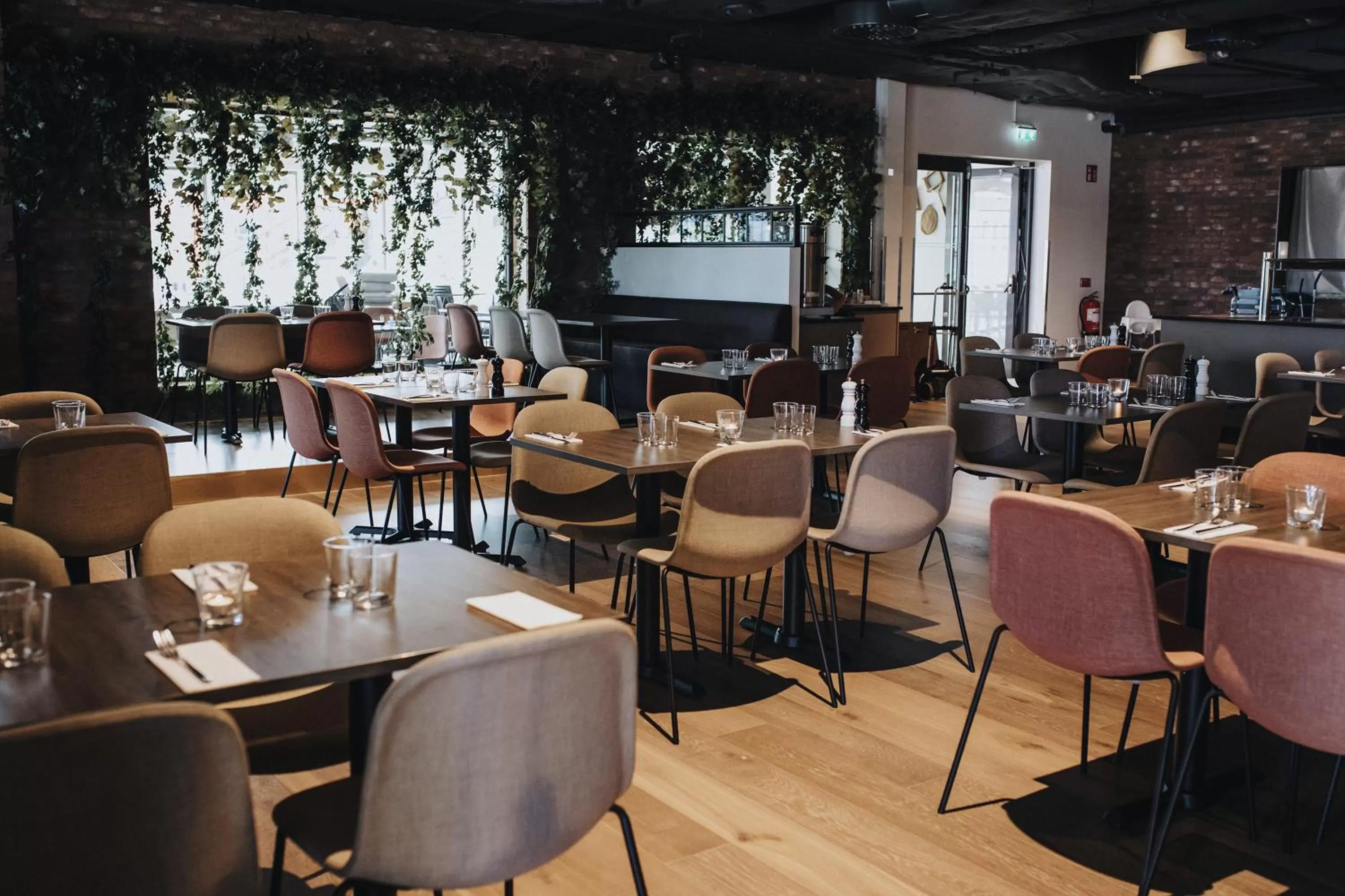 Restaurant/places to eat in Kviberg Park Hotel & Conference