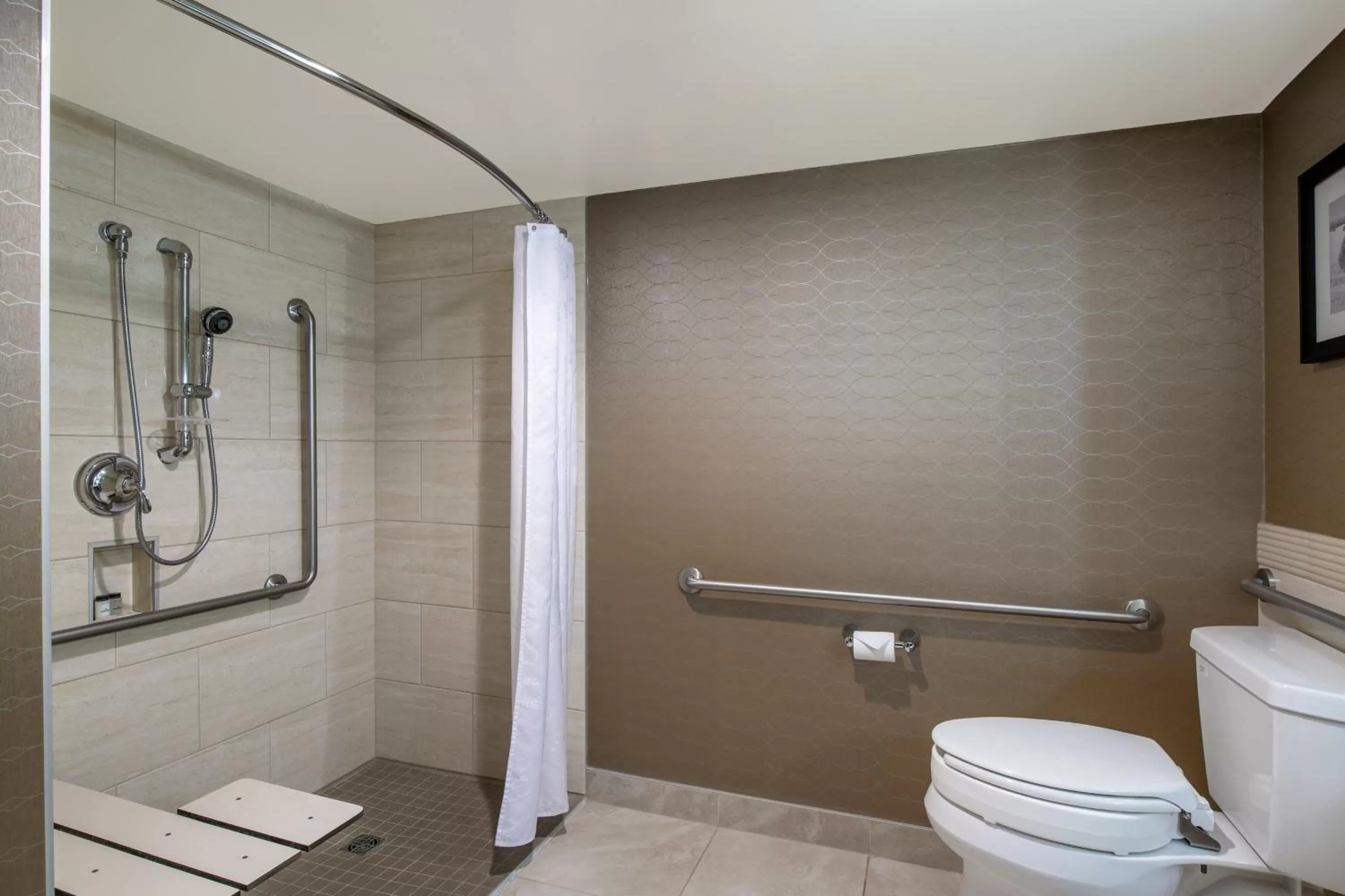 Bathroom in Red Deer Resort & Casino