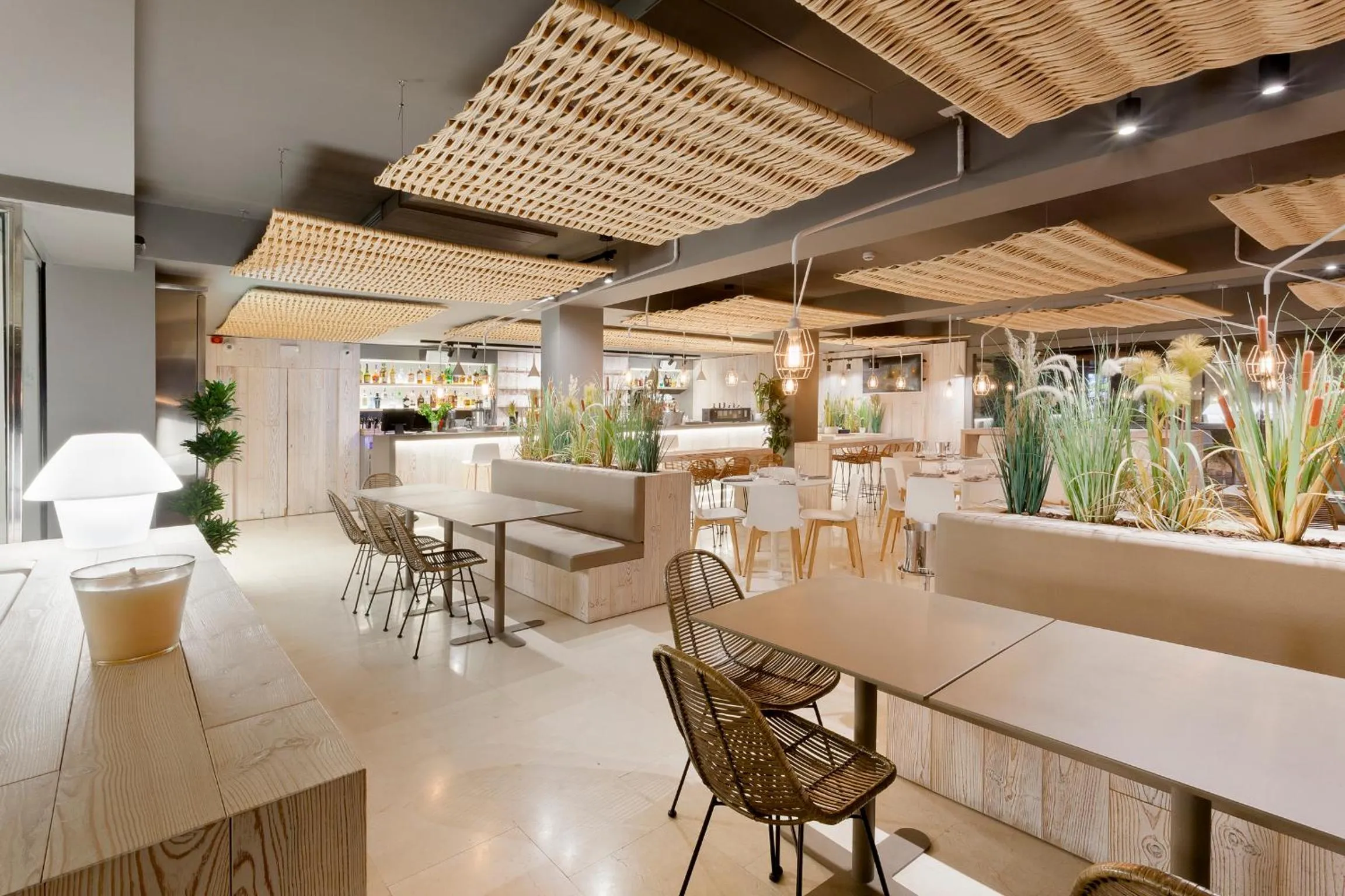 Restaurant/places to eat in Hotel Maritim 4 Superior