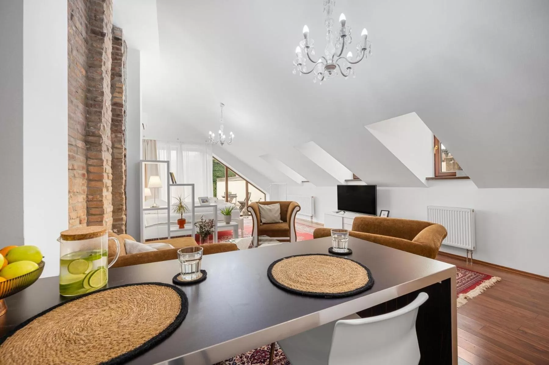 TV and multimedia in Garni Hotel VIRGO