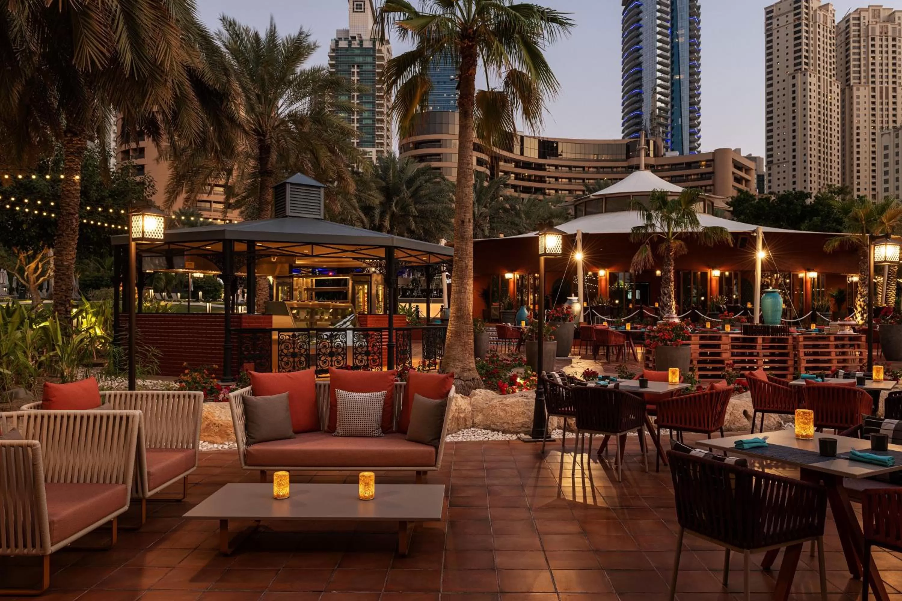 Restaurant/places to eat in Le Royal Meridien Beach Resort & Spa Dubai