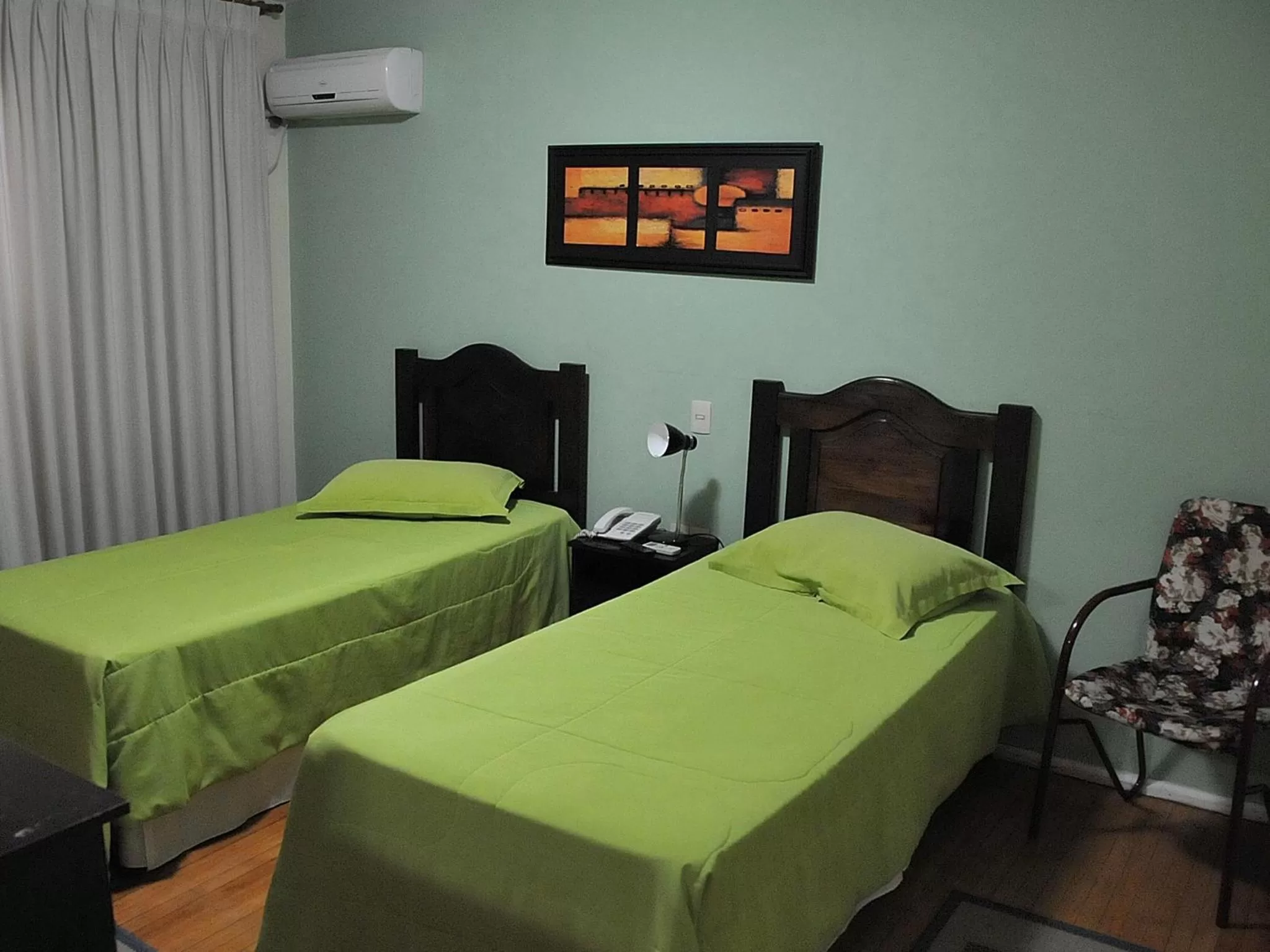 Photo of the whole room, Bed in Hotel Uruguay Brasil