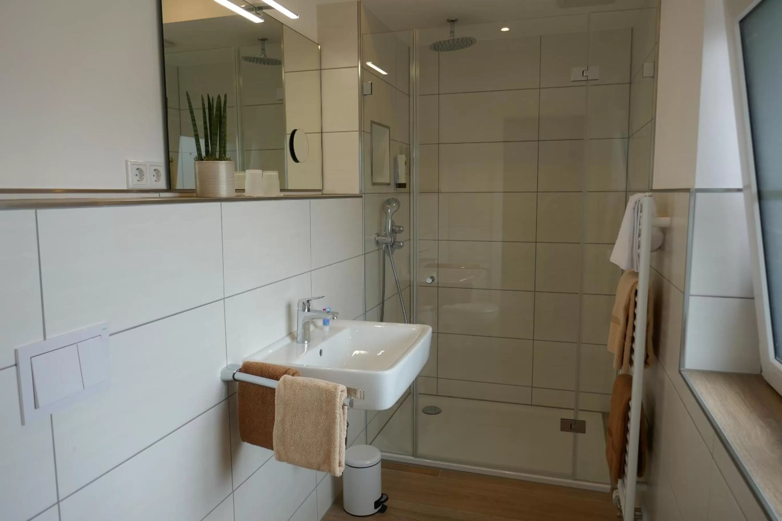 Bathroom in Hotel van Lendt garni