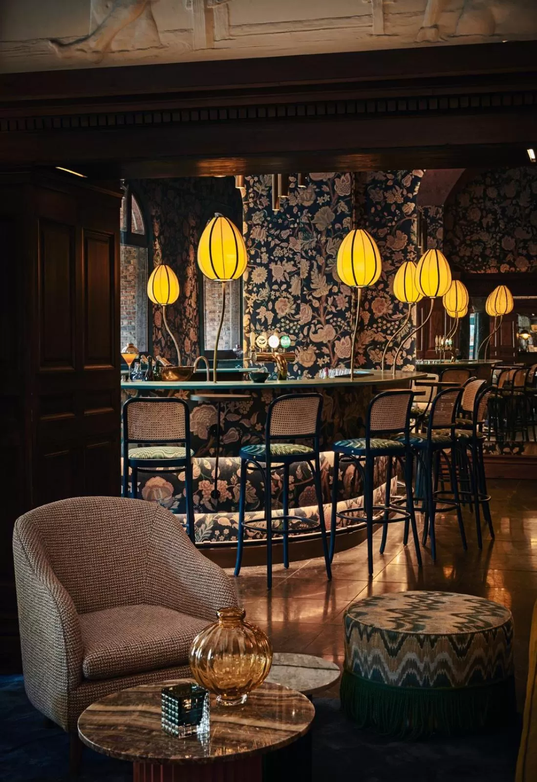 Lounge or bar in Ascot Hotel