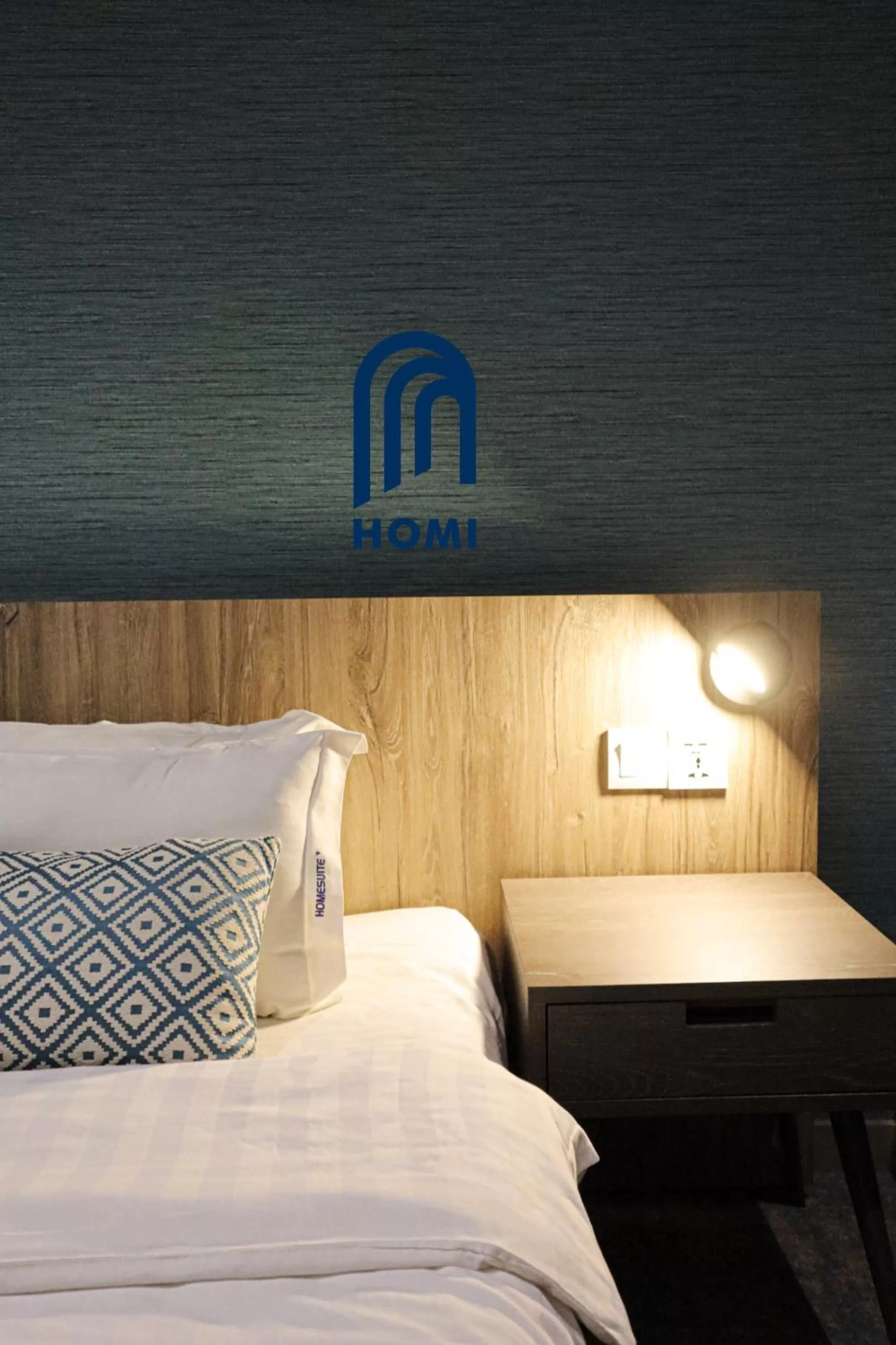 Bed in Homi Breeze 和逸微风 at Sutera Avenue