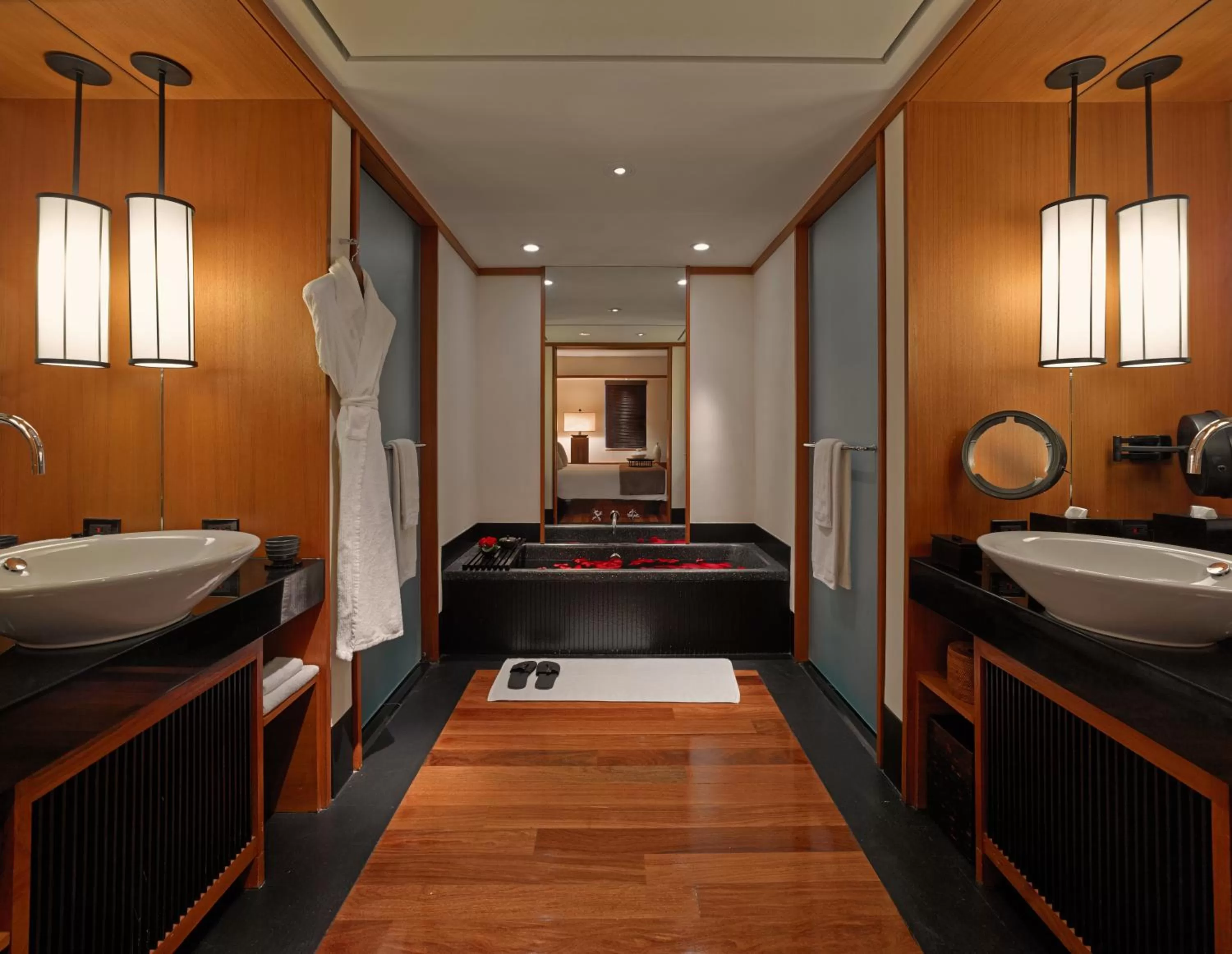 Bathroom, Bed in The Setai, Miami Beach