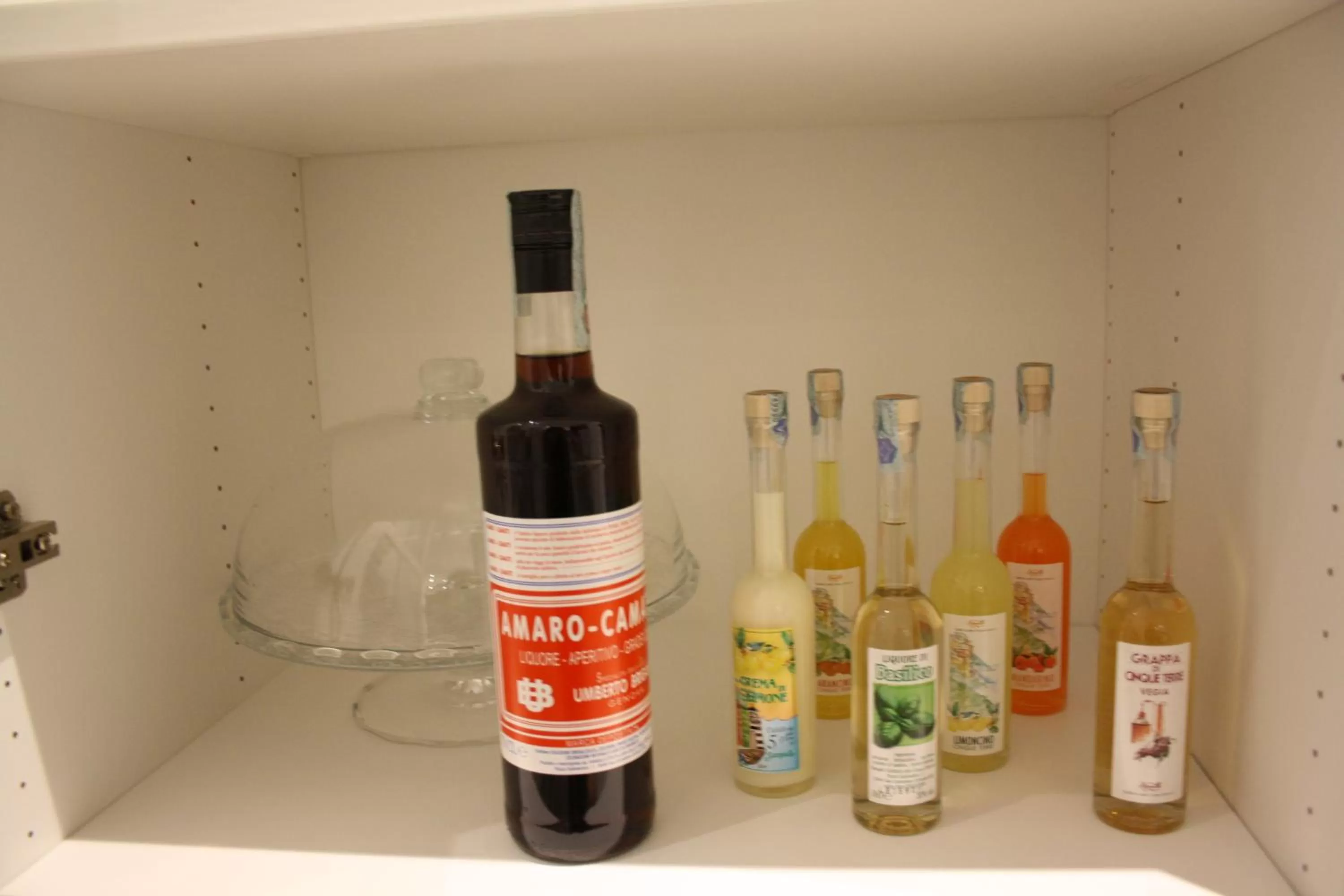 Drinks in GLEM rooms & breakfast