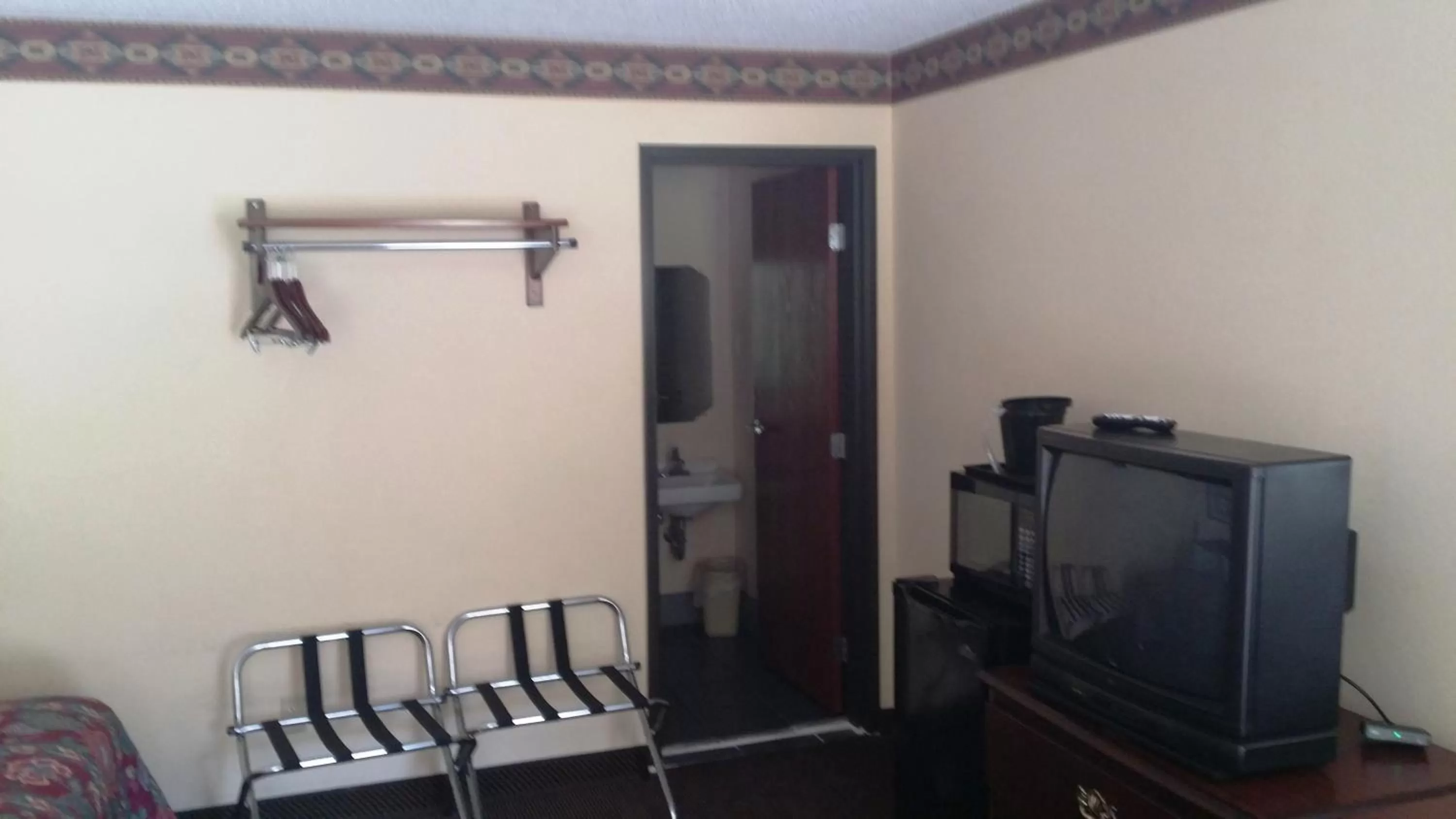 Decorative detail in Scottish Inn Maggie Valley