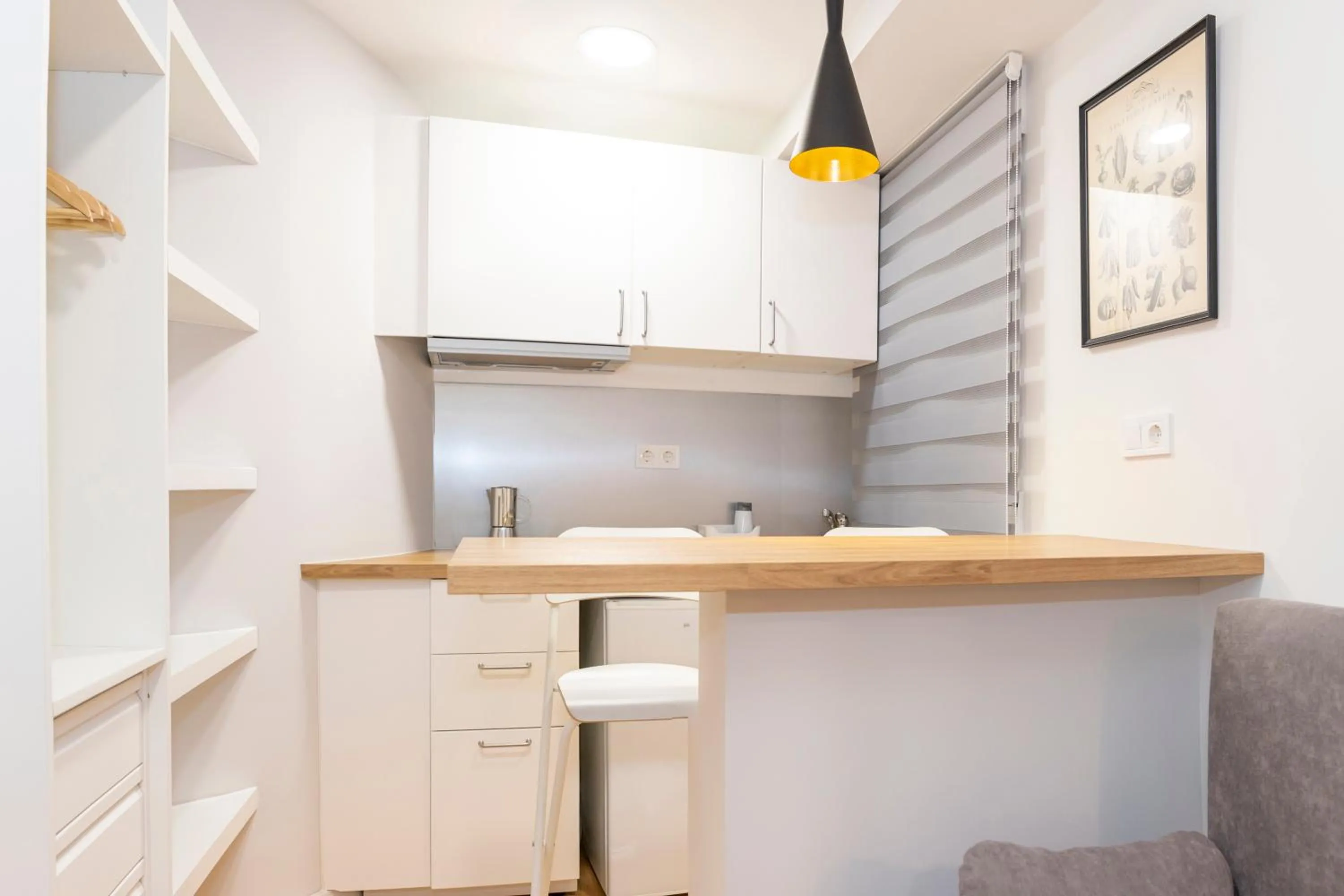 Kitchen or kitchenette in Hostal Montaloya