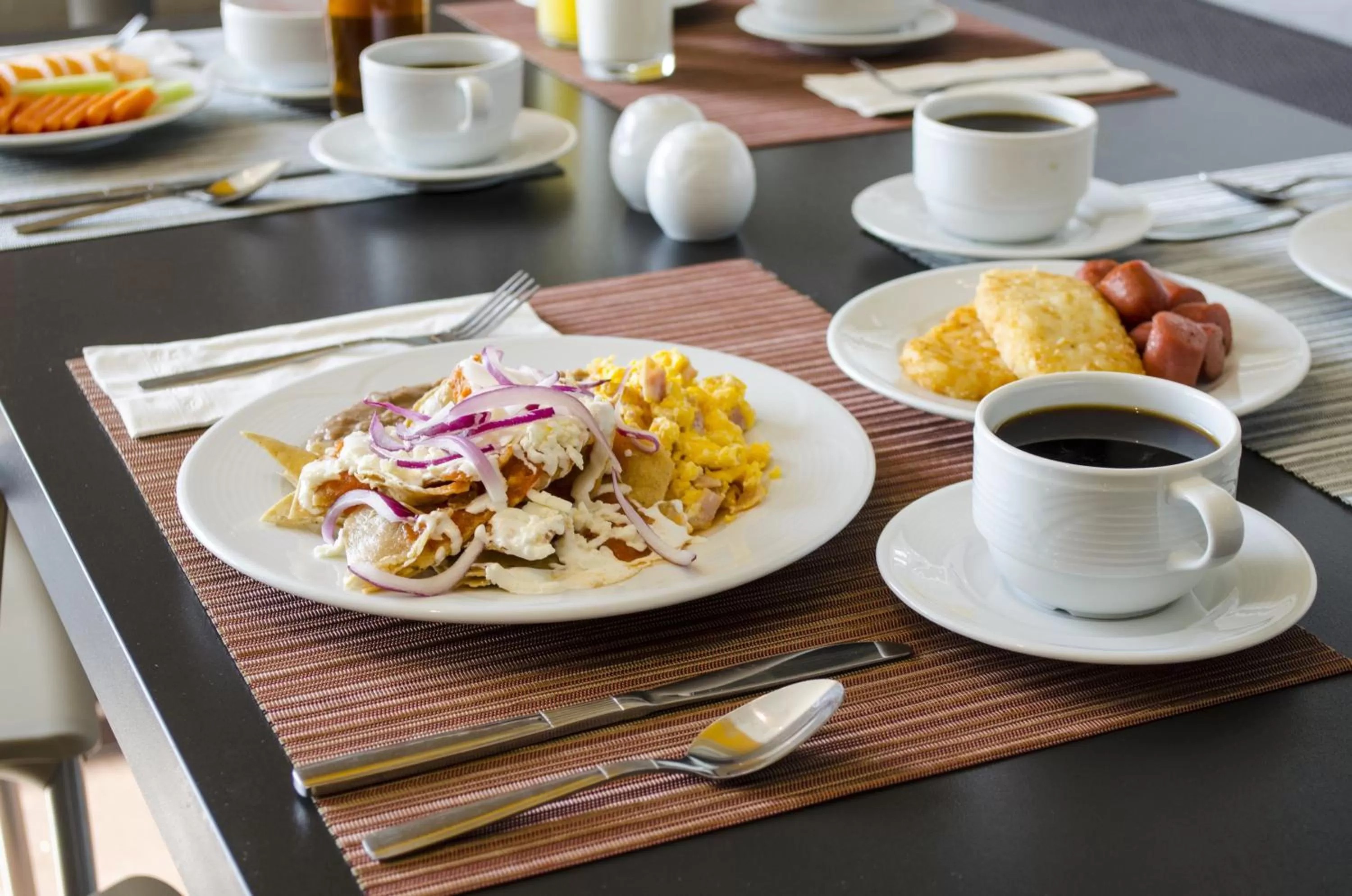 Restaurant/places to eat in Casa Inn Galerias Celaya