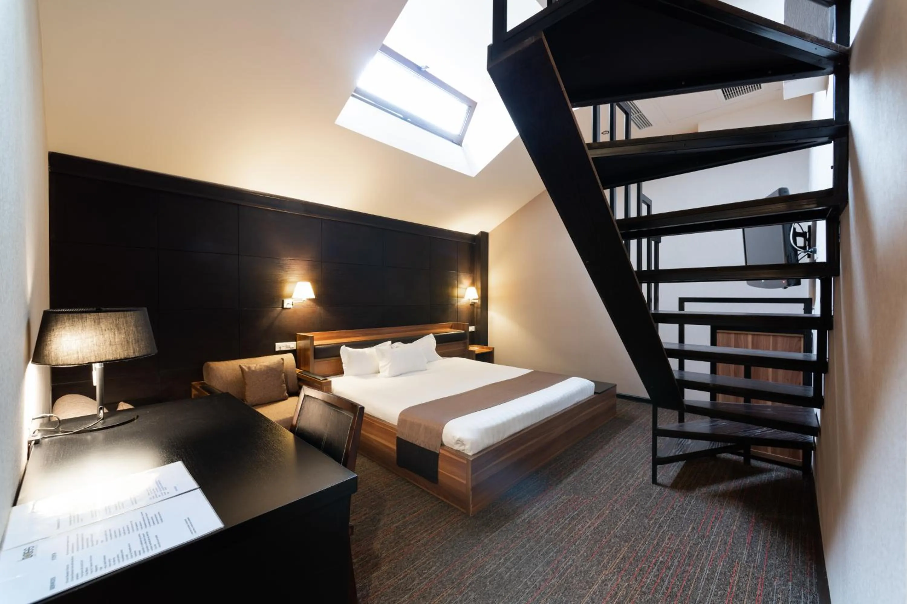 Bedroom, Bed in Bass Boutique Hotel