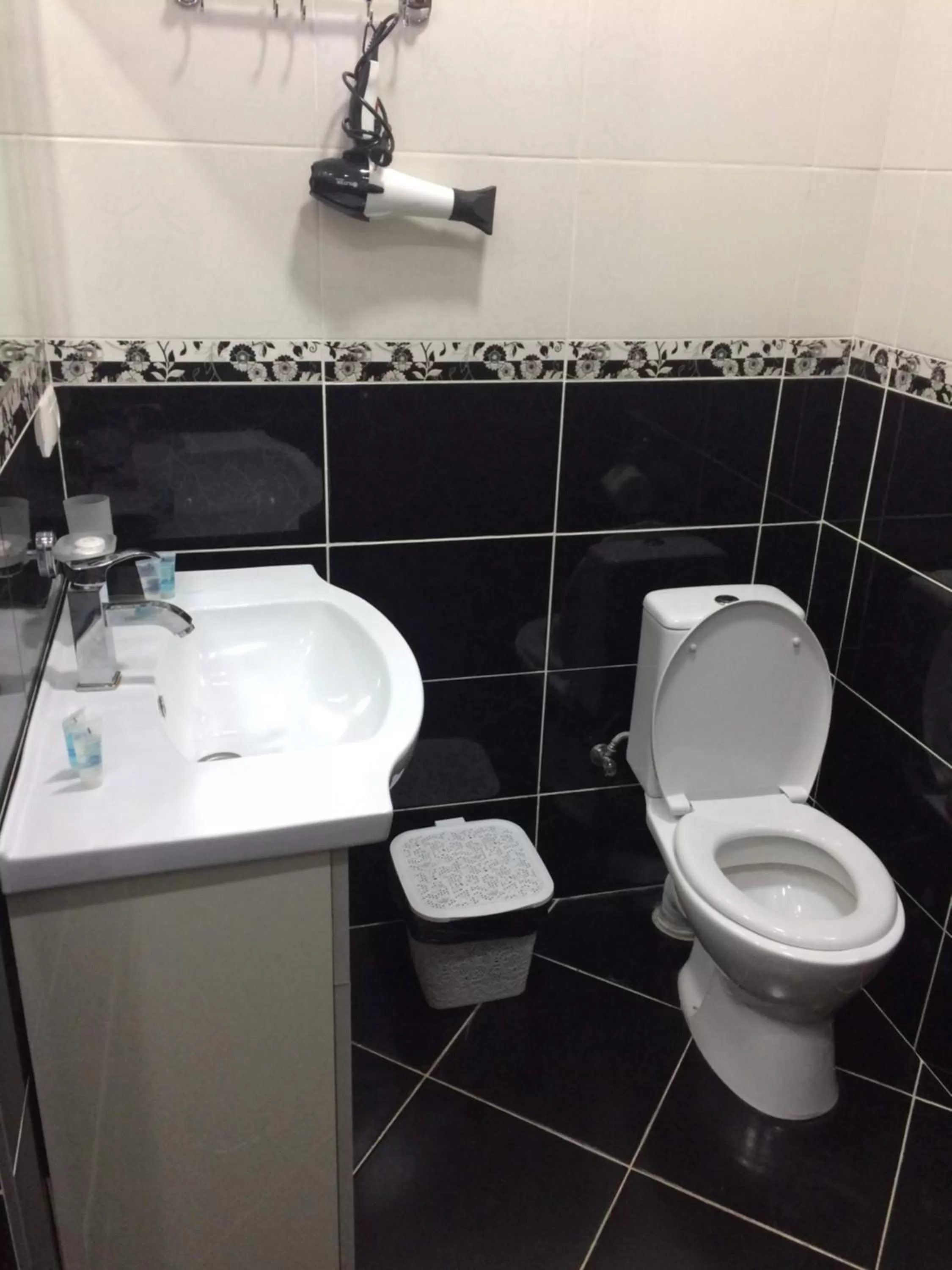 Bathroom in Family Hotel Kolorit Old Tbilisi