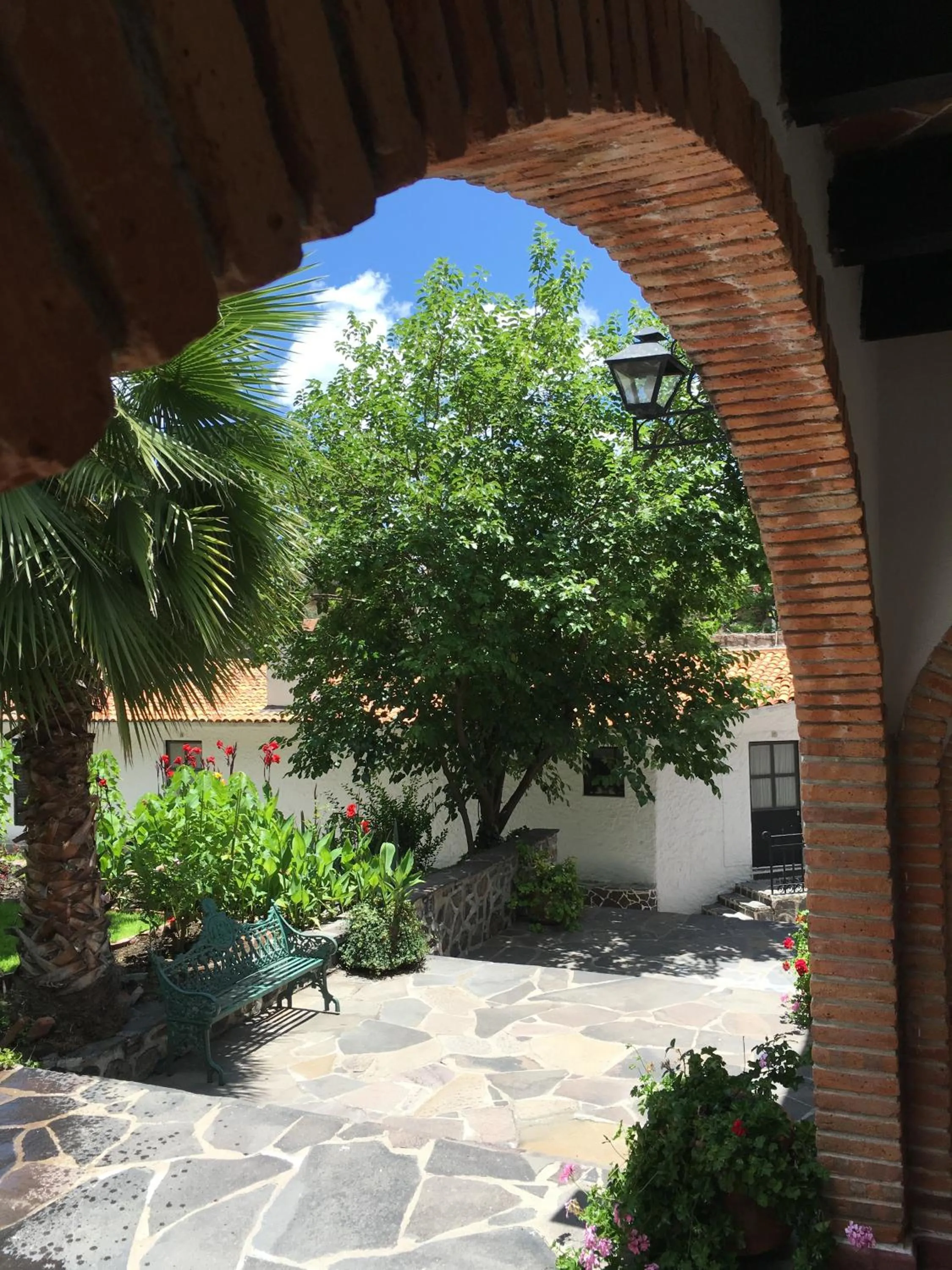 Patio, Patio/Outdoor Area in Rancho Hotel Atascadero