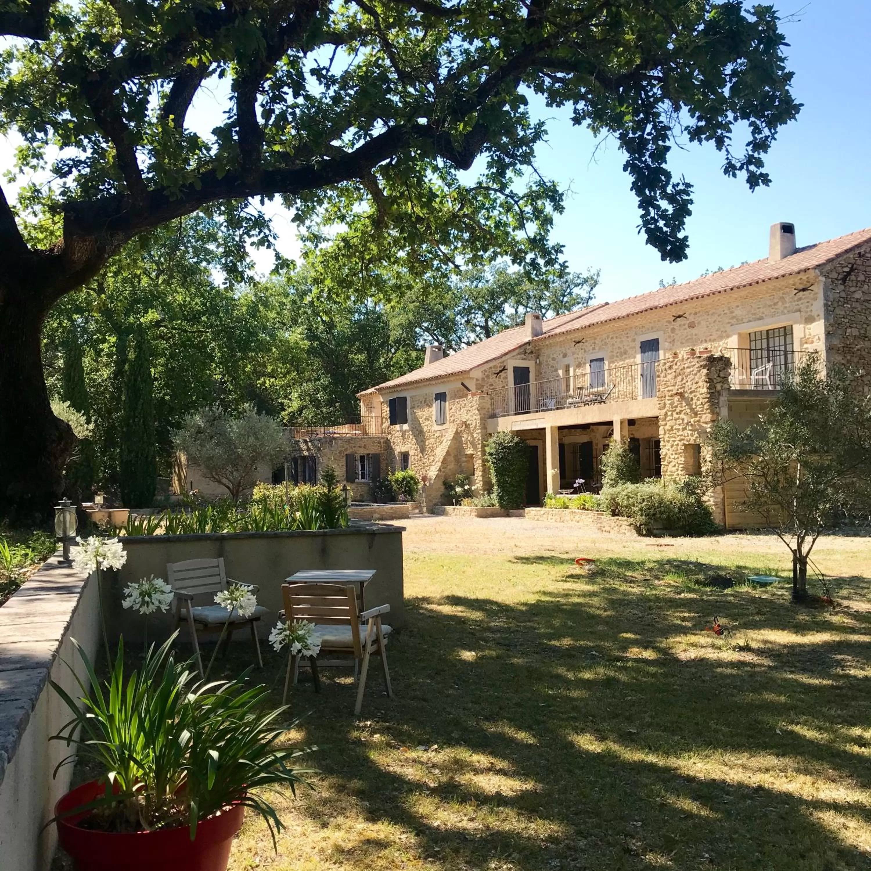 Property building in Domaine du Commandeur