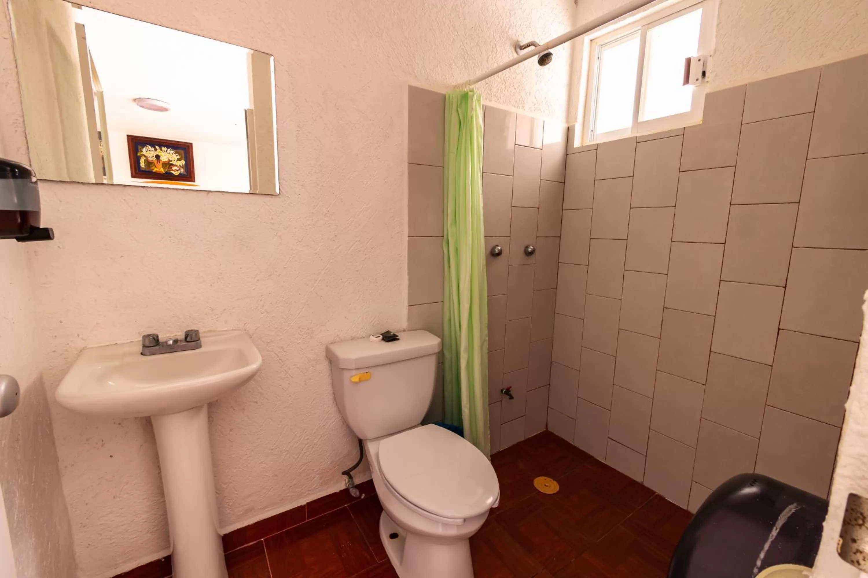 Shower, Bathroom in Hotel Bello Caribe Express