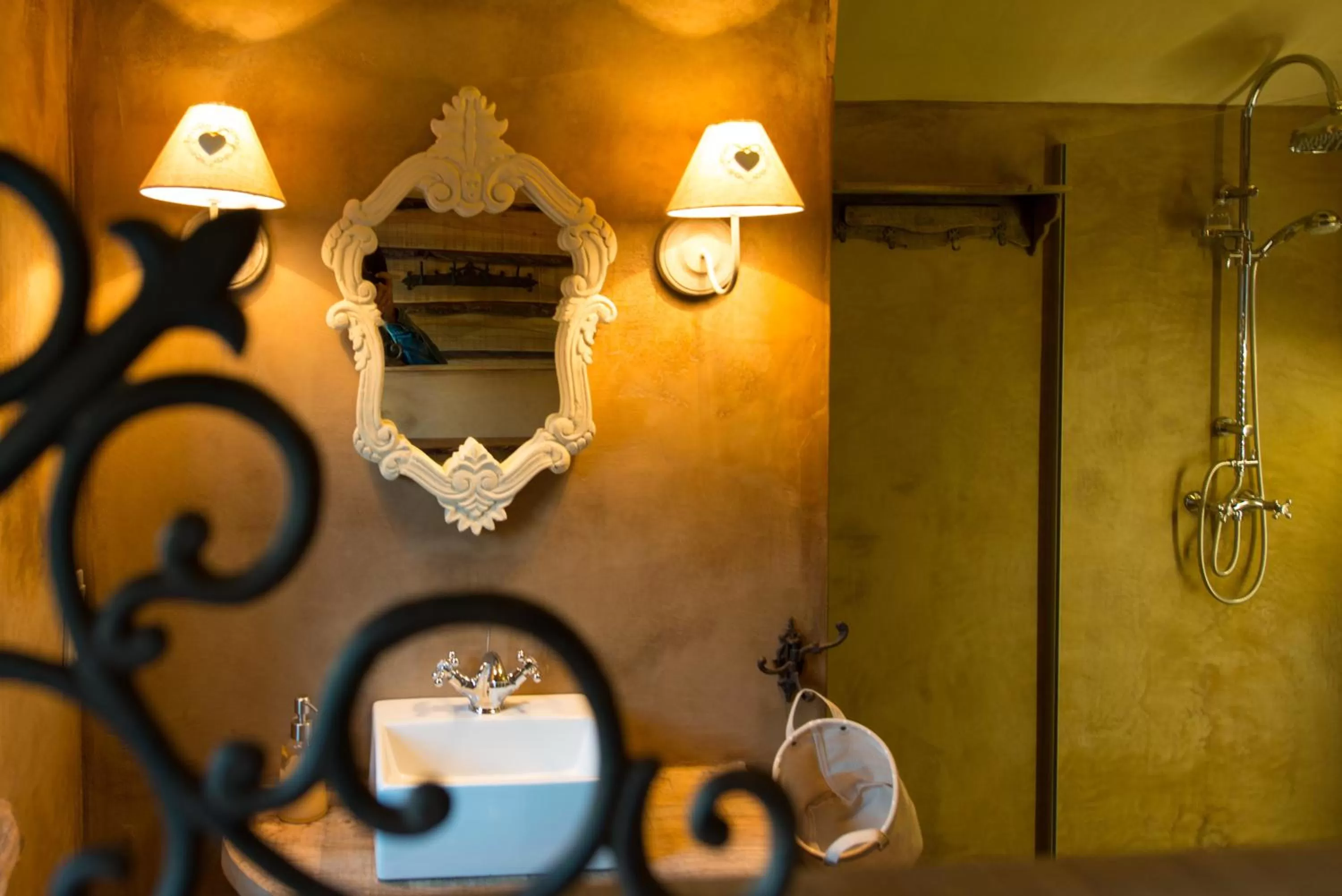 Shower in Les Chambres du Vivier, chambres d'hôtes à Durbuy