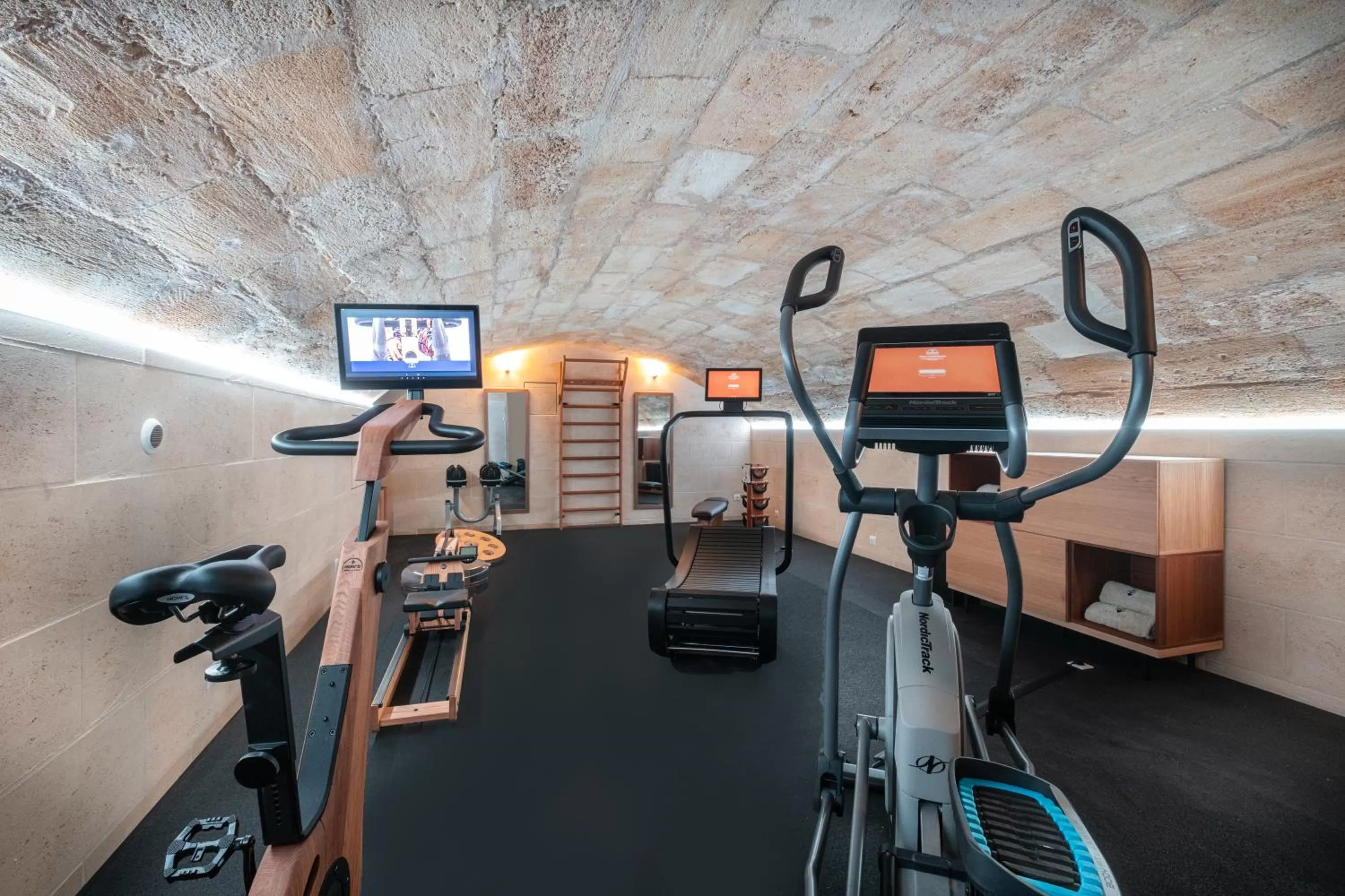 Fitness centre/facilities in Le Palais Gallien Hôtel & Spa