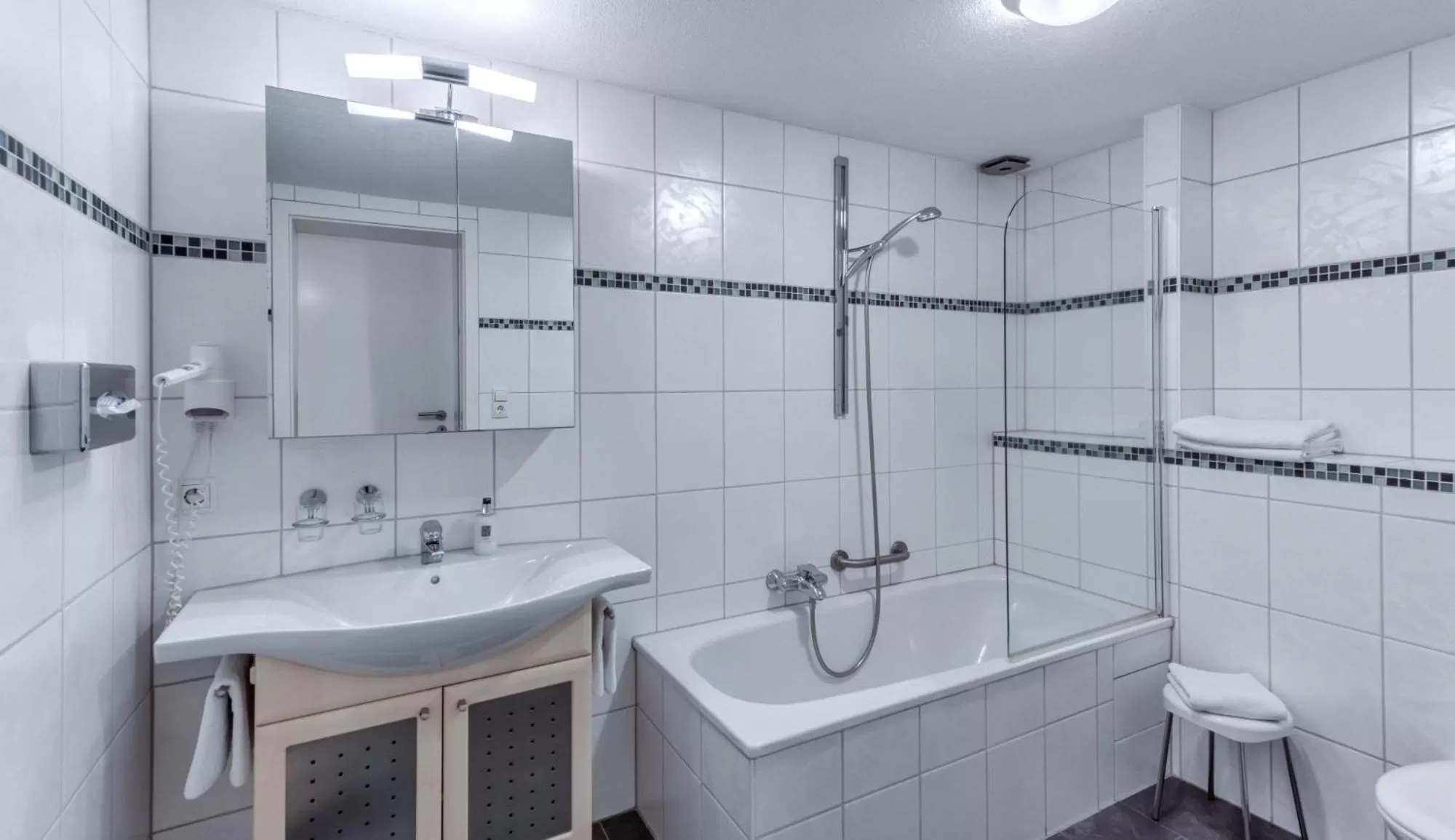 Bath, Bathroom in Wohlfühlhotel Landmann