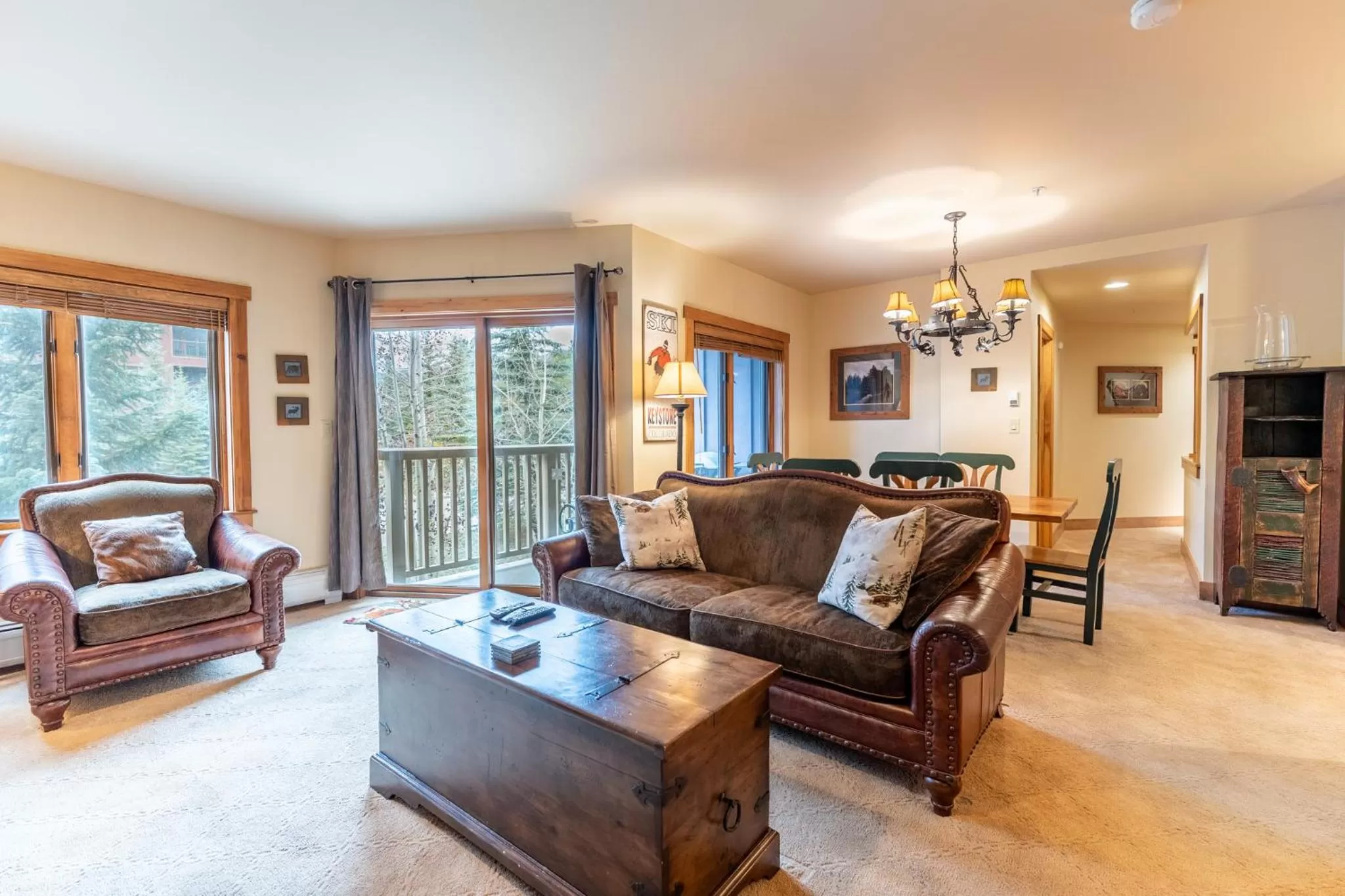 Red Hawk Lodge by Summit County Mountain Retreats