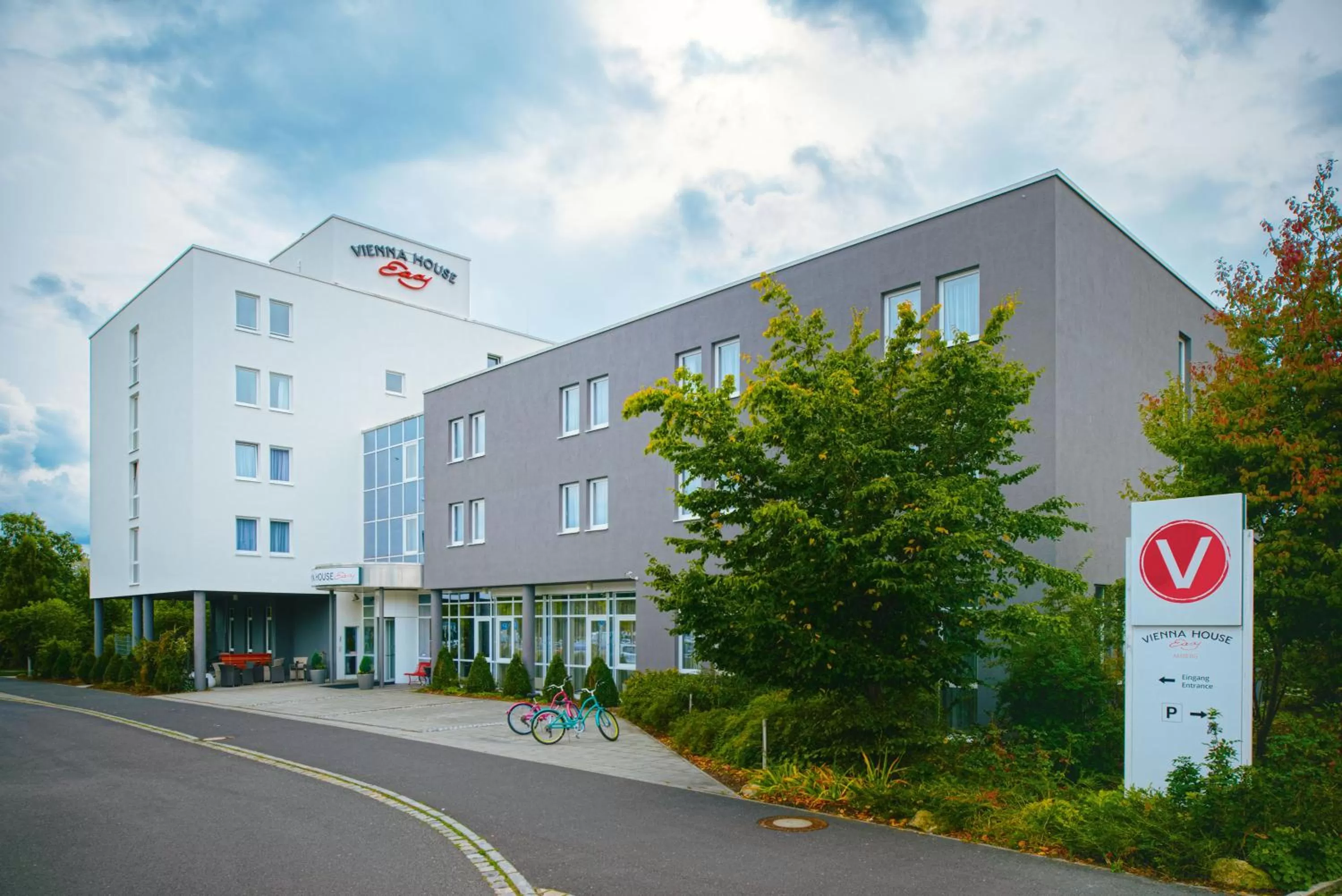 Facade/entrance in Vienna House Easy by Wyndham Amberg